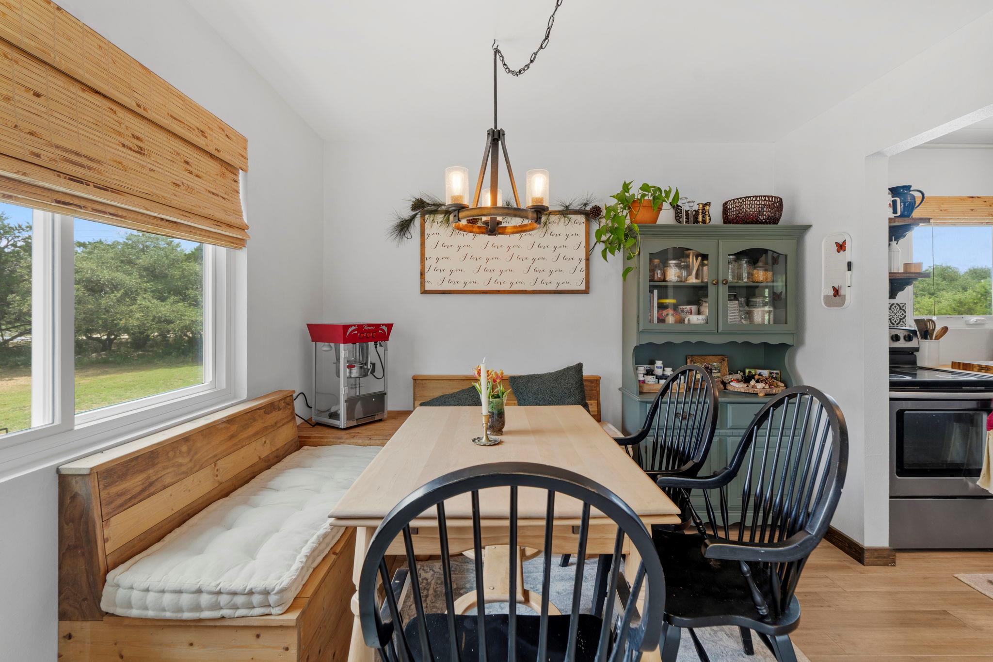 10006 Janet Loop, Dripping Springs, TX 78620