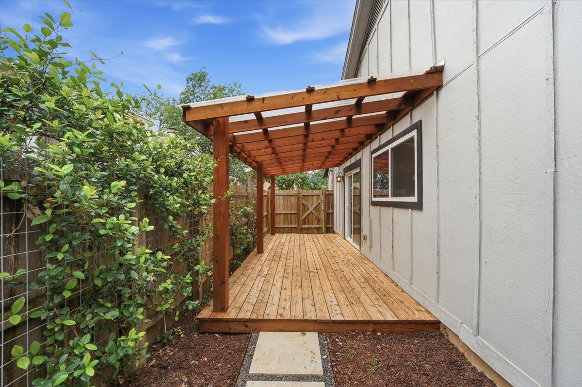 6711 W Gate Blvd # B, Austin, TX 78745