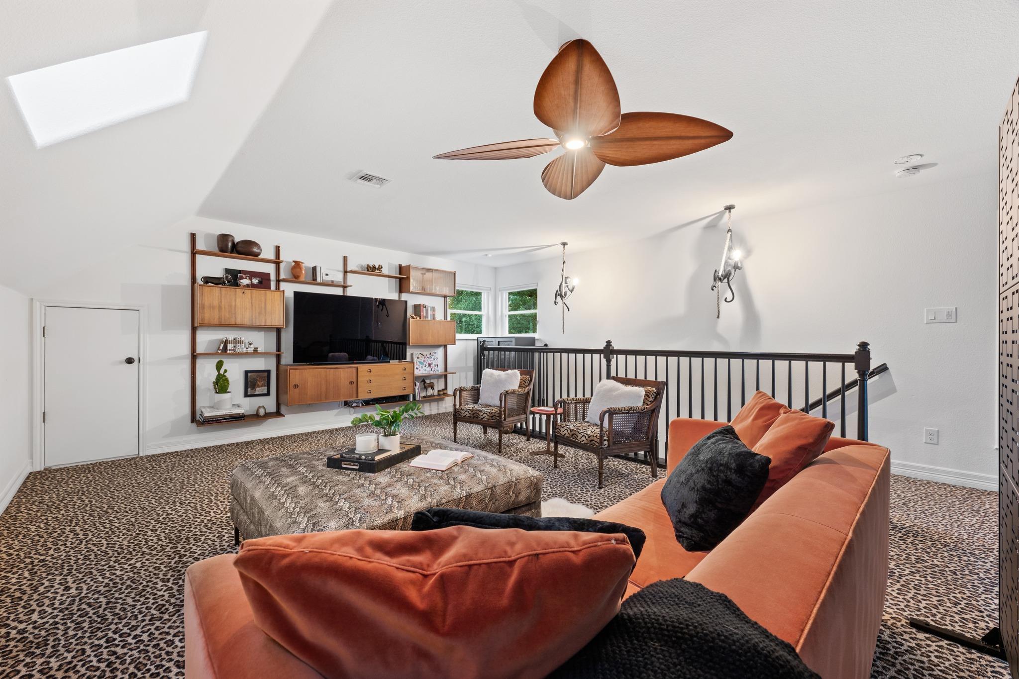 12007 Colleyville Dr, Bee Cave, TX 78738