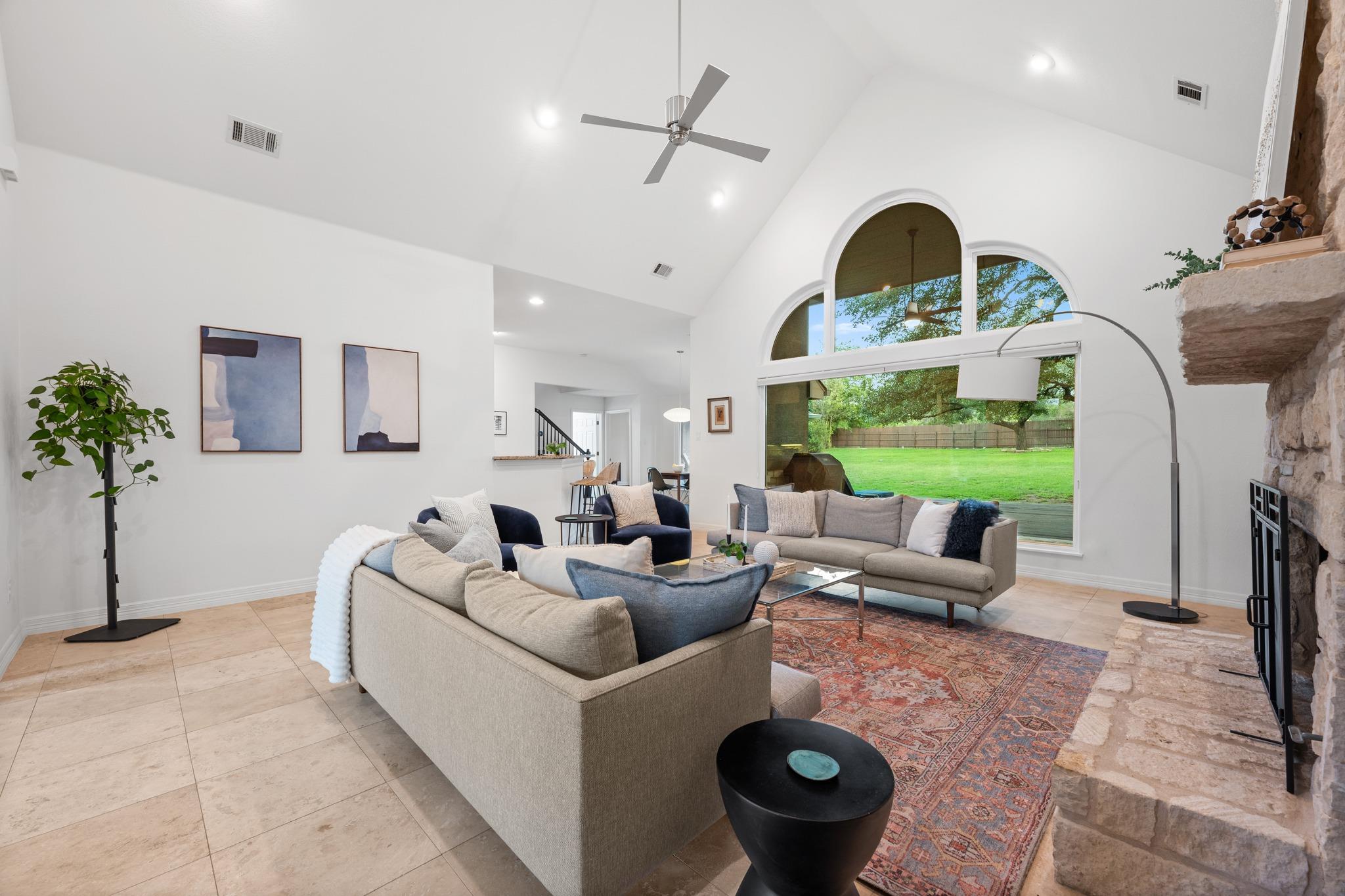 12007 Colleyville Dr, Bee Cave, TX 78738