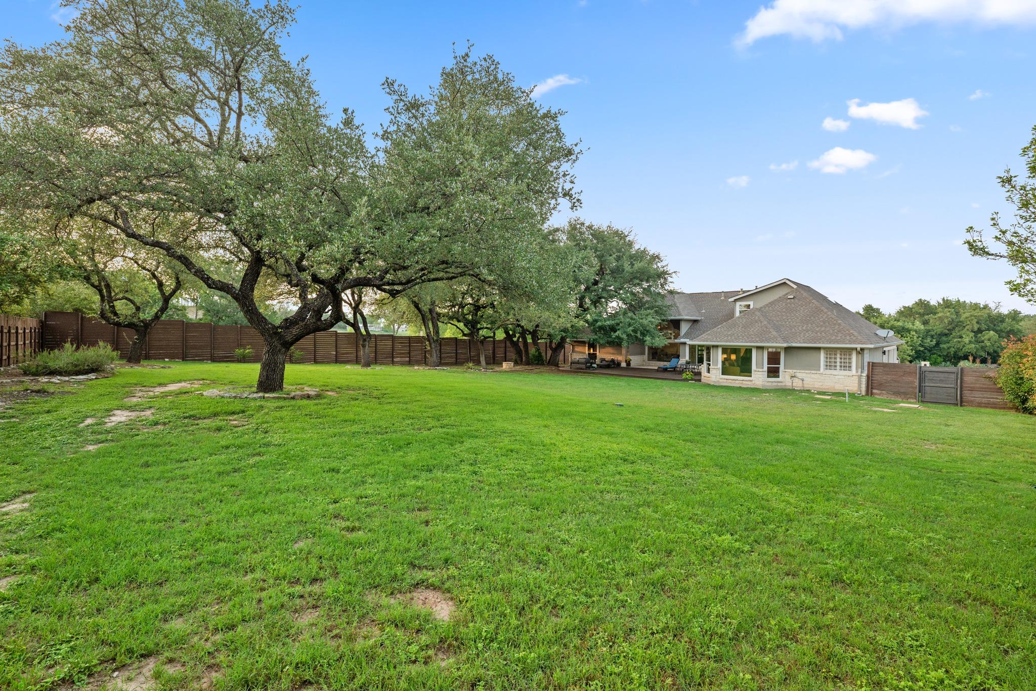 12007 Colleyville Dr, Bee Cave, TX 78738