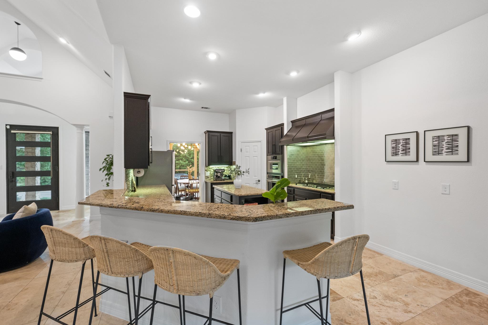 12007 Colleyville Dr, Bee Cave, TX 78738