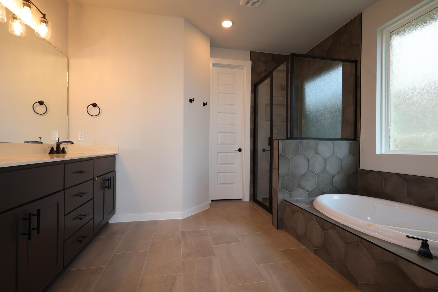 368 Brandywine Road, Hutto, TX 78634