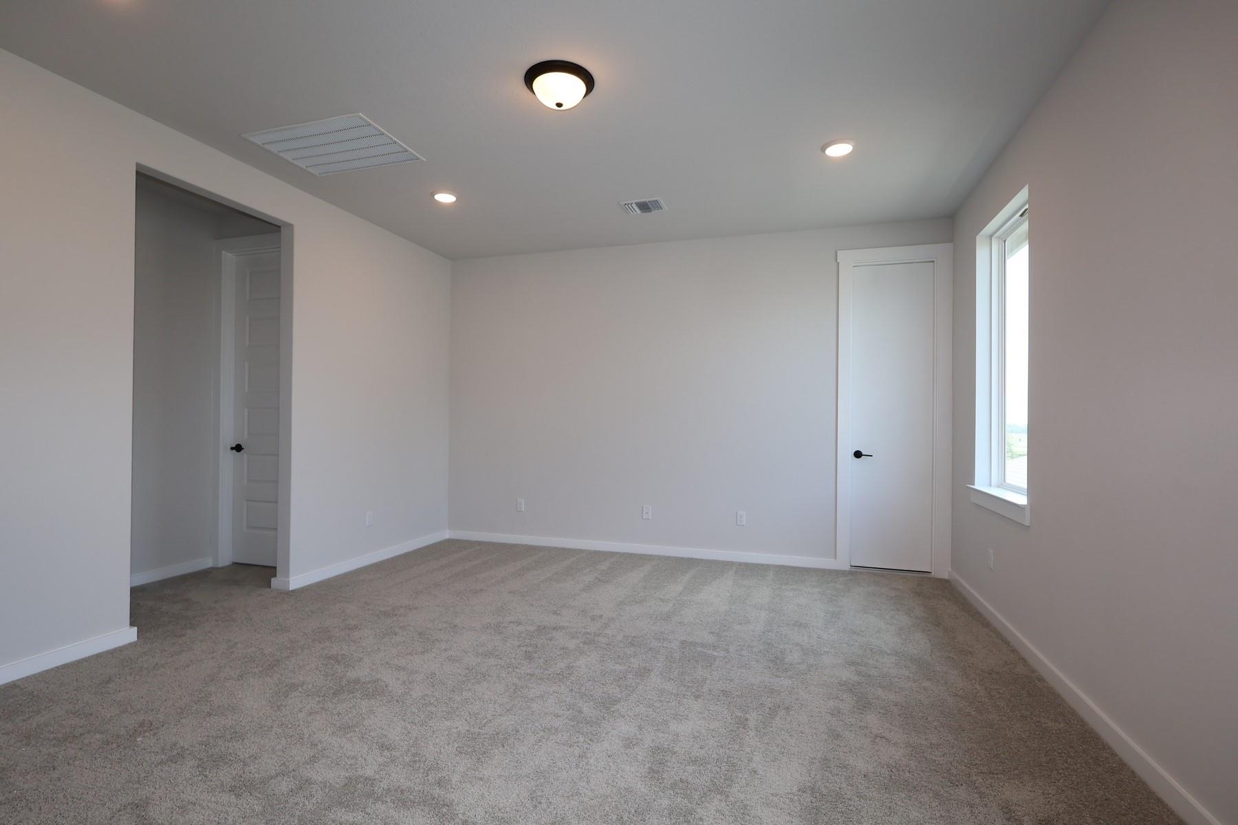 368 Brandywine Road, Hutto, TX 78634