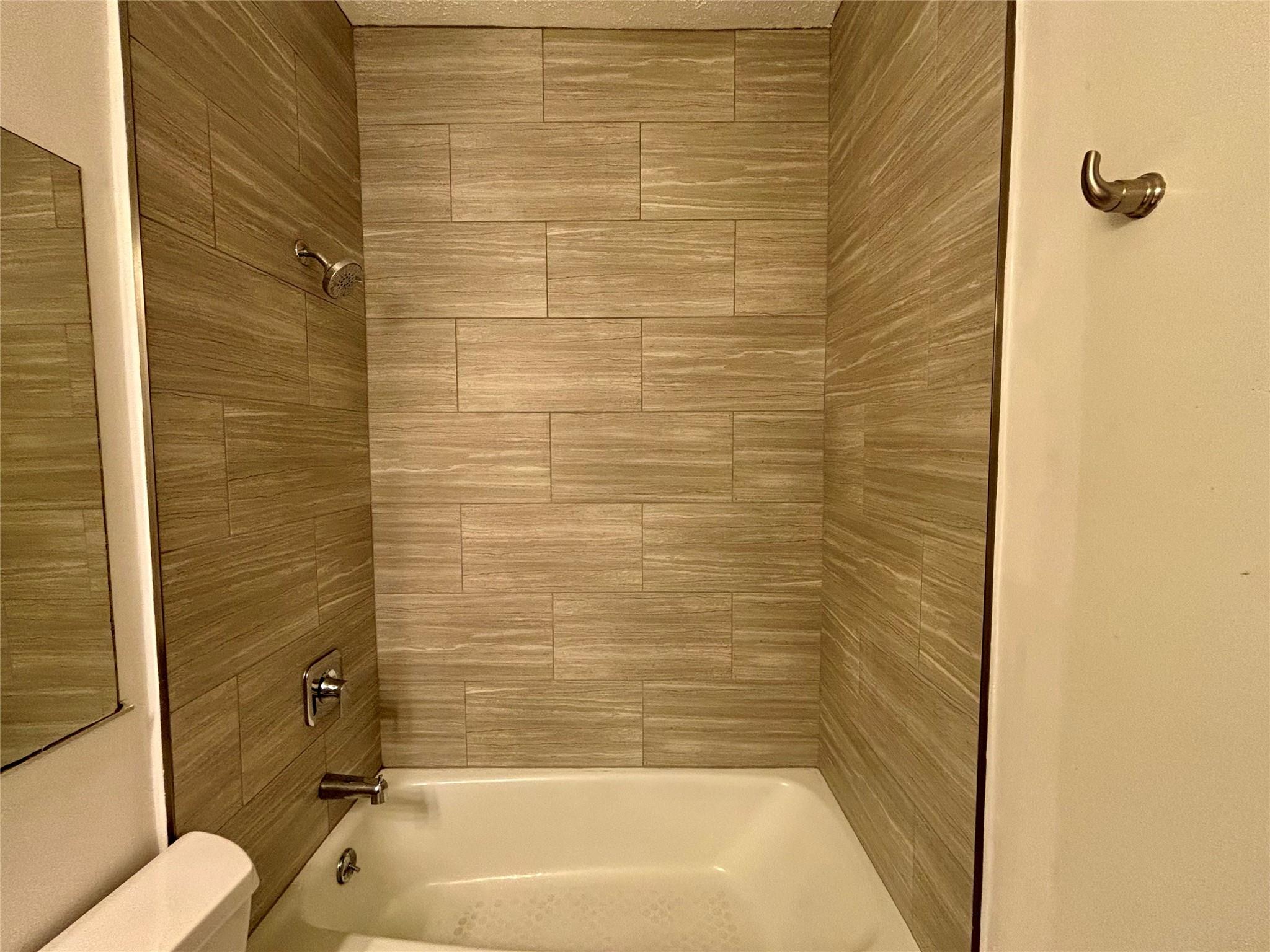 203 E 31st St # 101, Austin, TX 78705