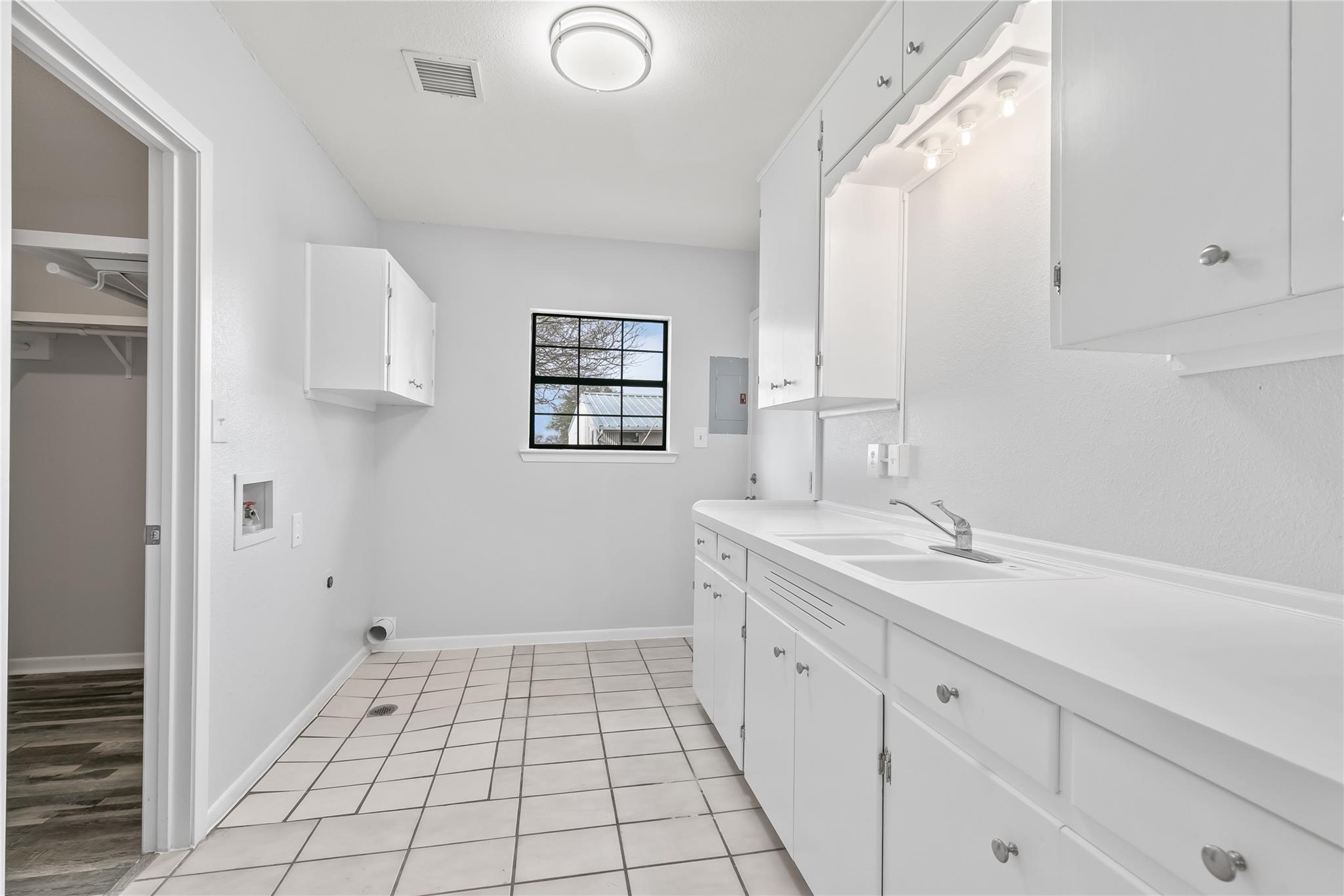 2736 E State Highway 29, Burnet, TX 78611