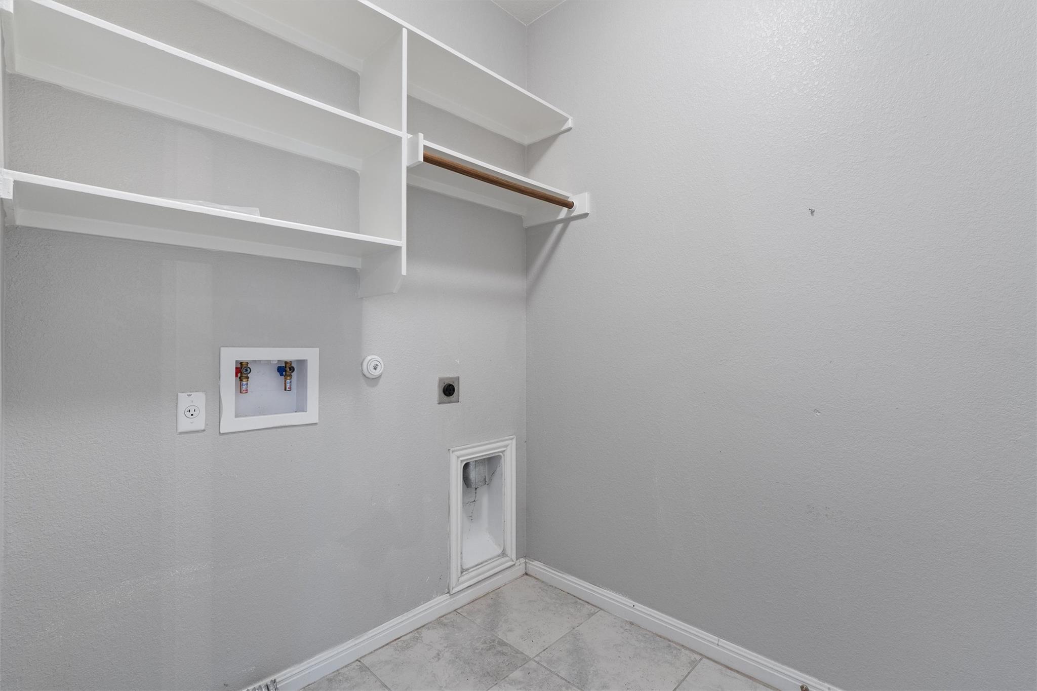 708 Hereford Loop, Hutto, TX 78634