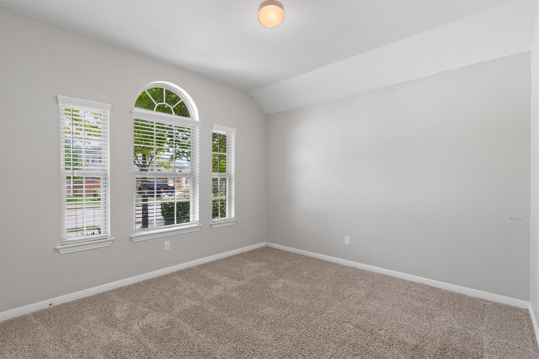 708 Hereford Loop, Hutto, TX 78634