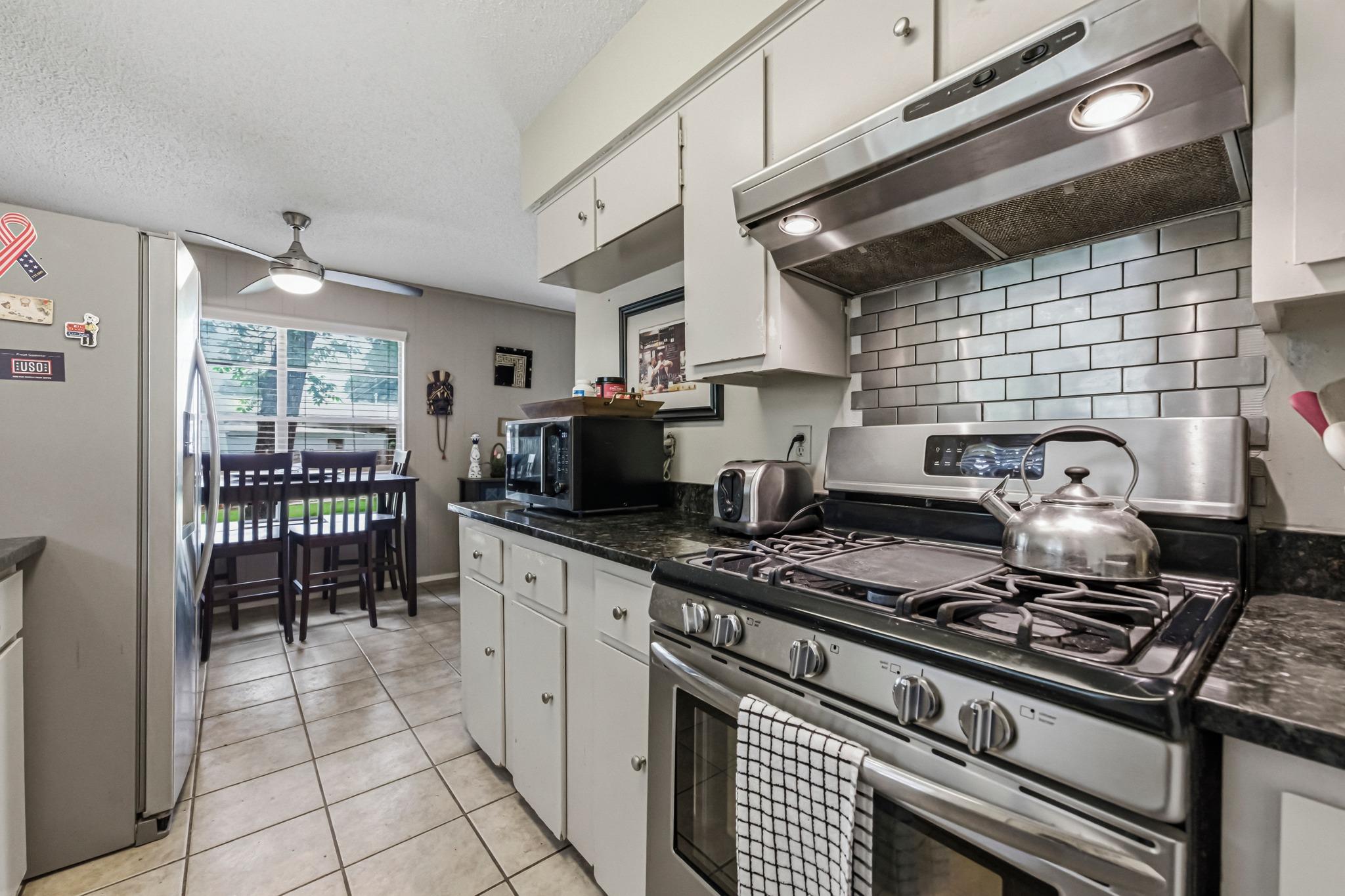 4910 Sylvandale Dr, Austin, TX 78745