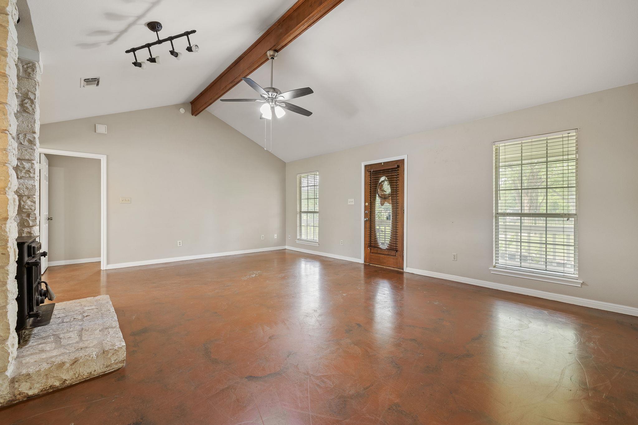 4265 County Road 123, Round Rock, TX 78664