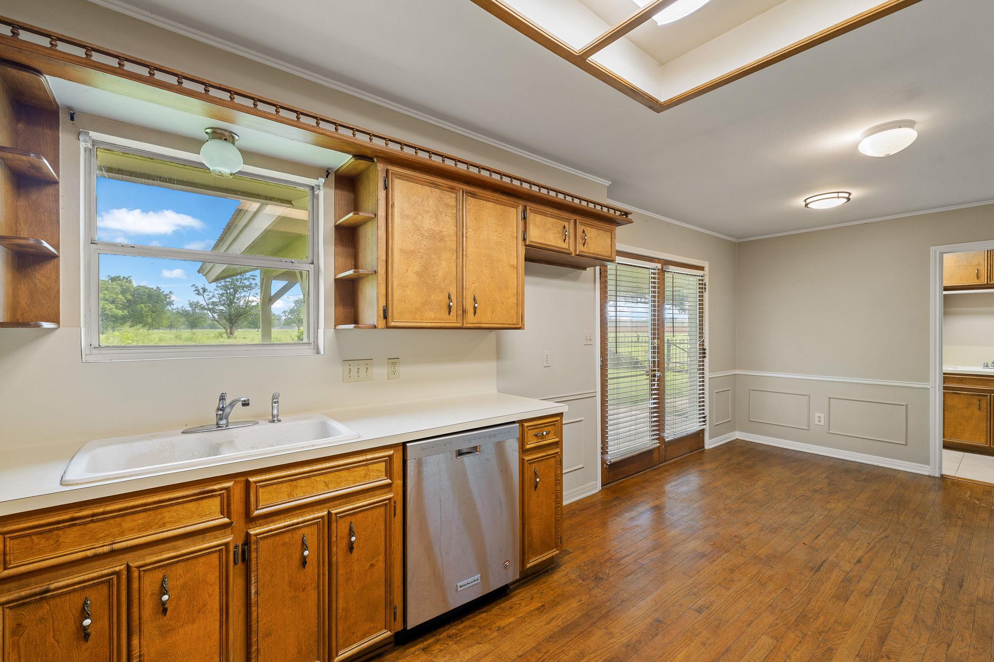 4265 County Road 123, Round Rock, TX 78664