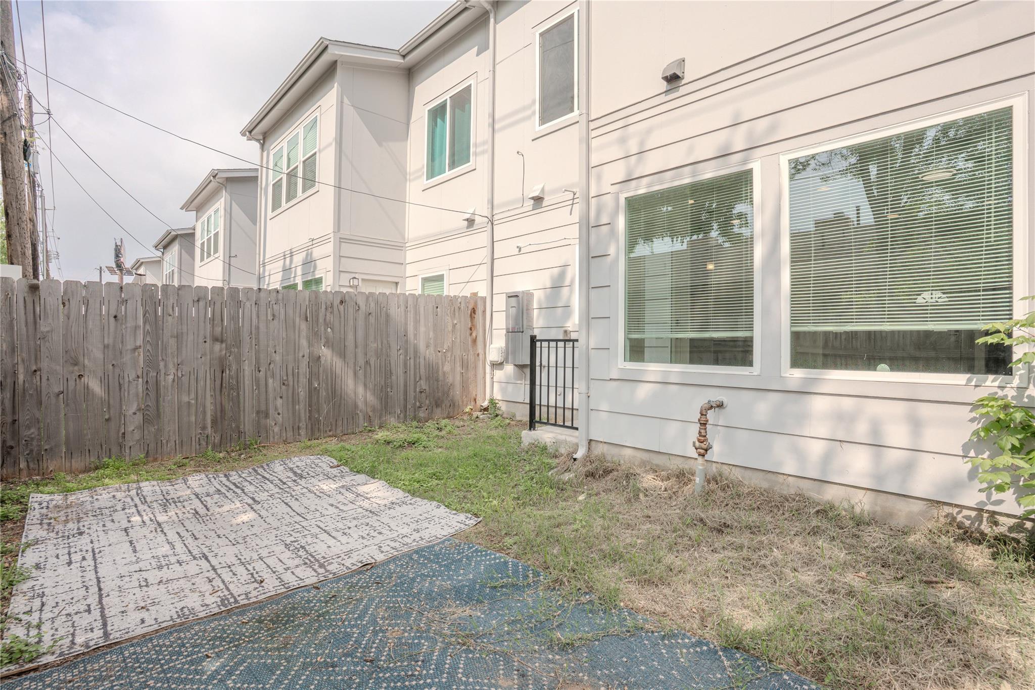 12500 Lamppost Ln # 16, Austin, TX 78727