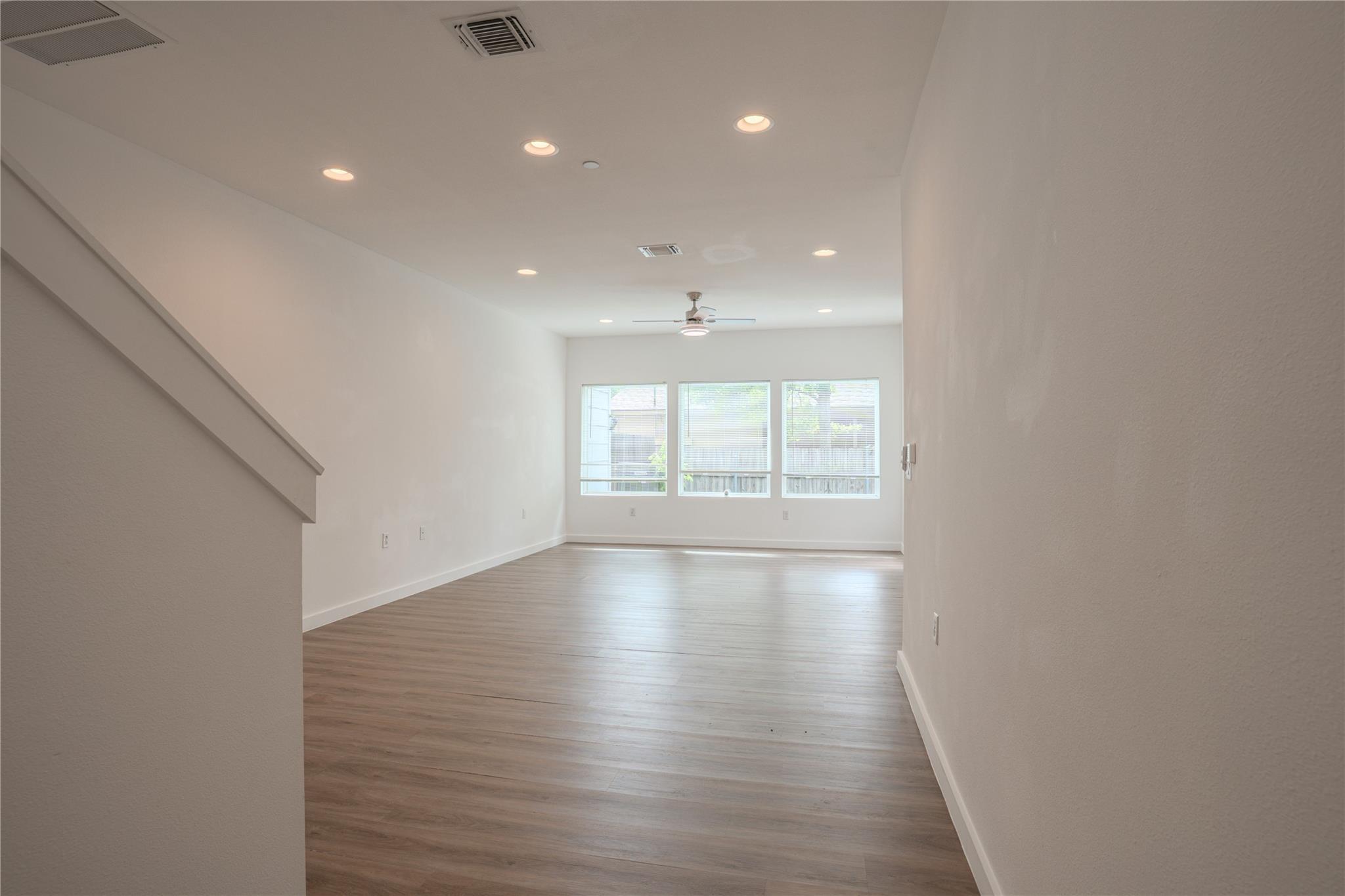 12500 Lamppost Ln # 16, Austin, TX 78727