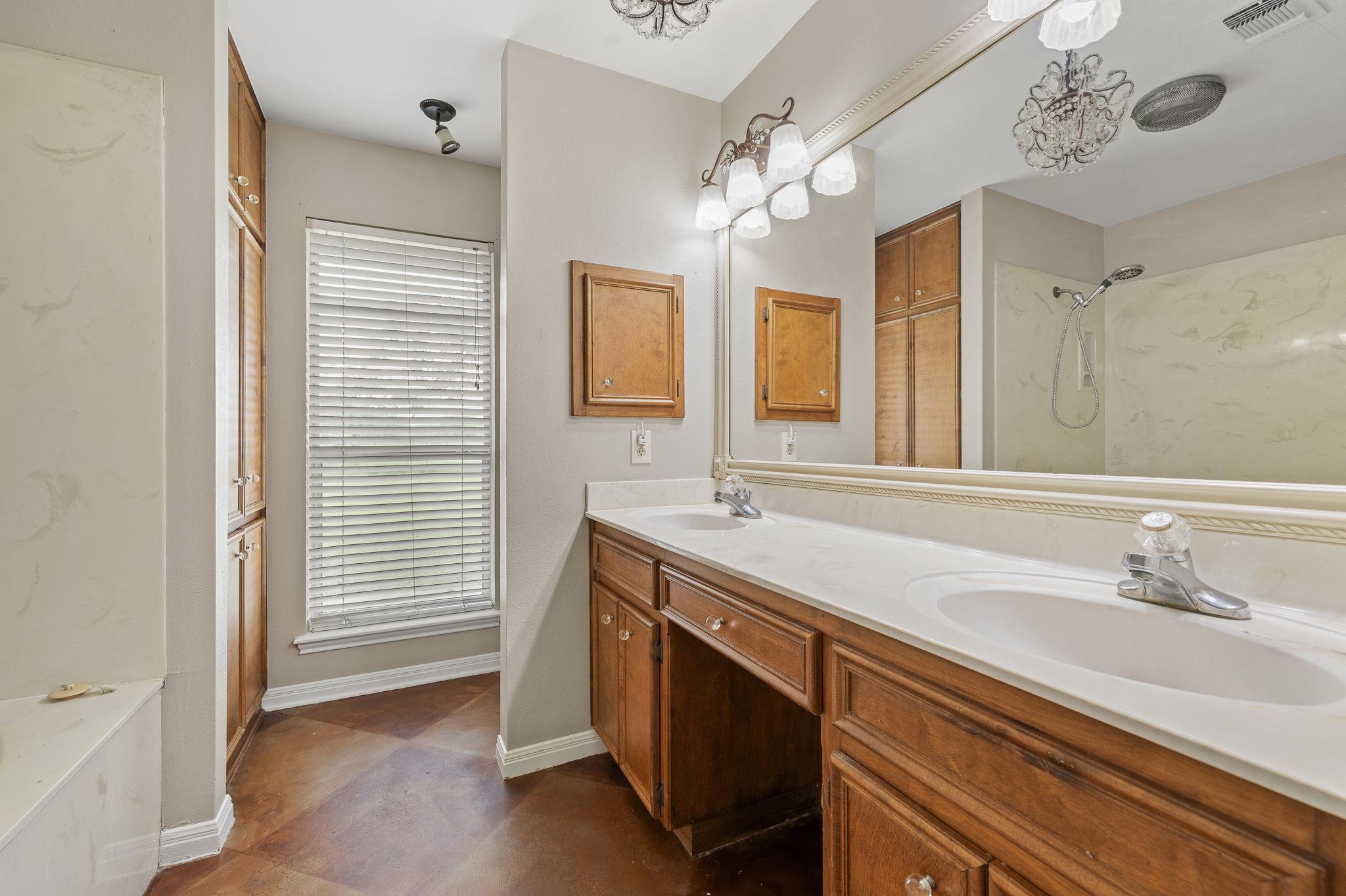 4265 County Road 123, Round Rock, TX 78664