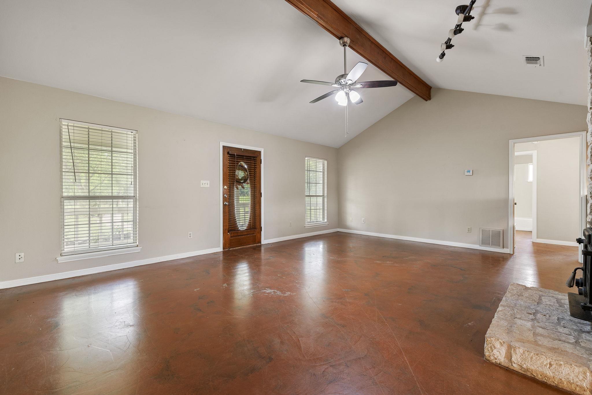 4265 County Road 123, Round Rock, TX 78664