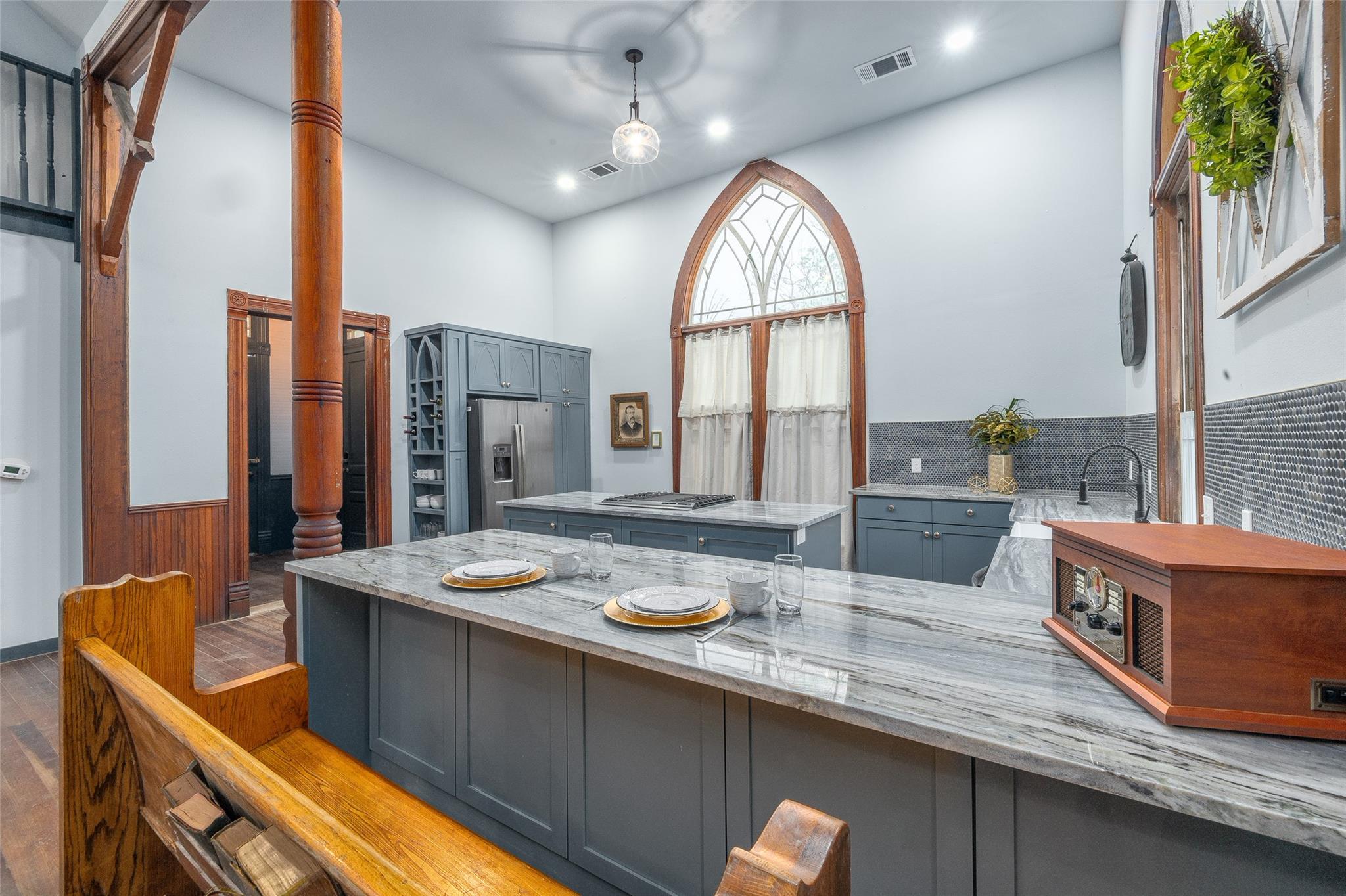 346 W Pietzsch St, Bartlett, TX 76511