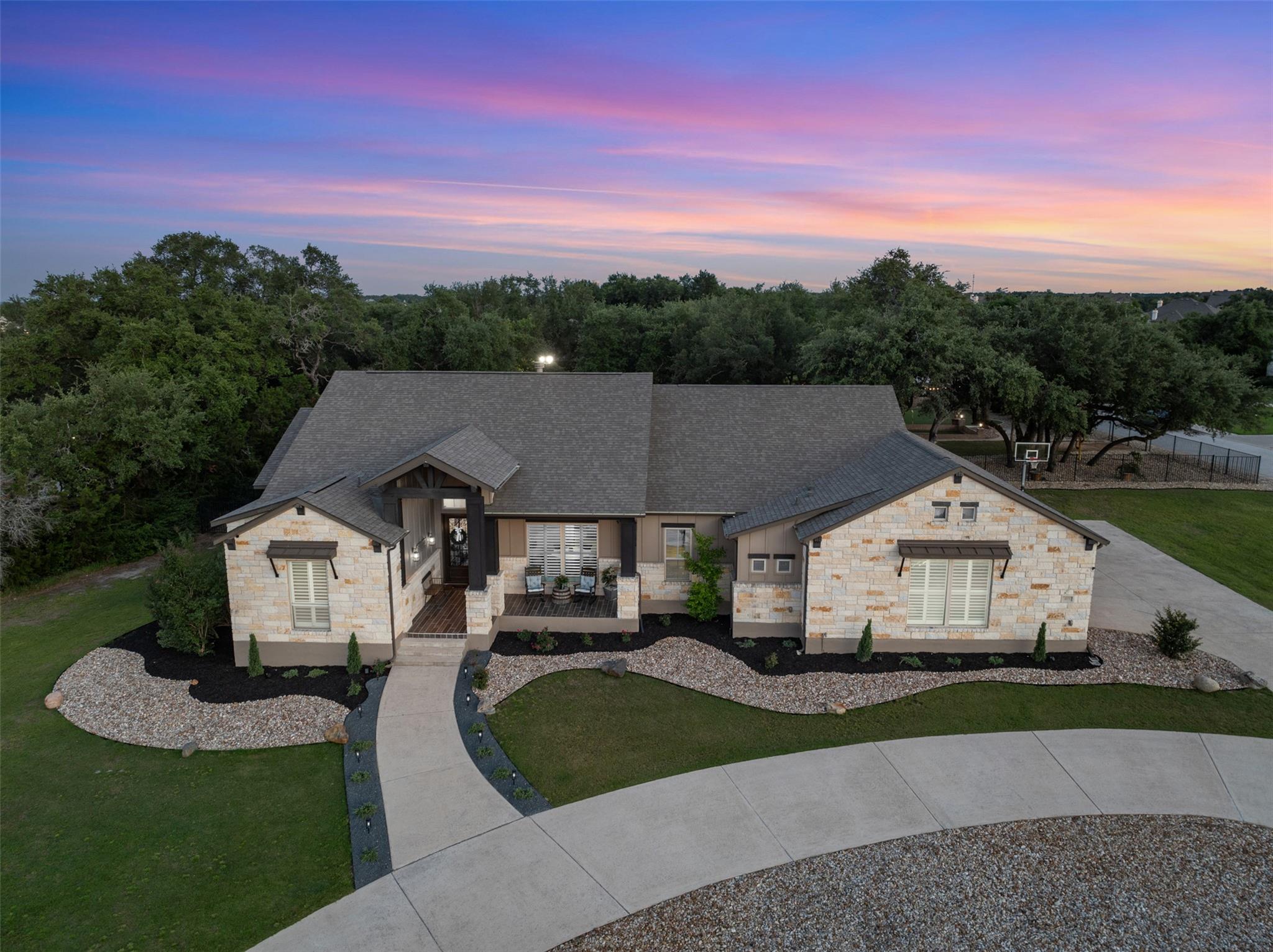 413 Umbrella Sky, Liberty Hill, TX 78642
