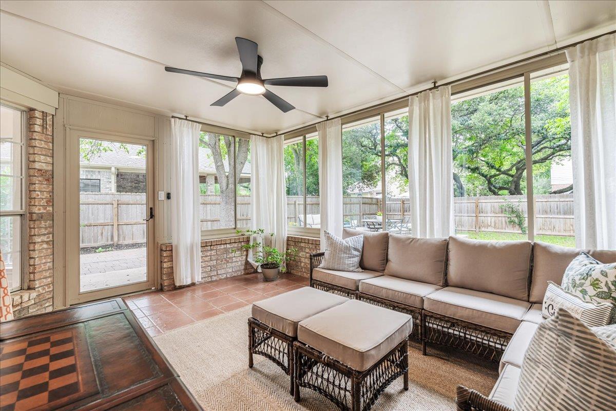 3616 Rocky Ford Dr, Austin, TX 78749
