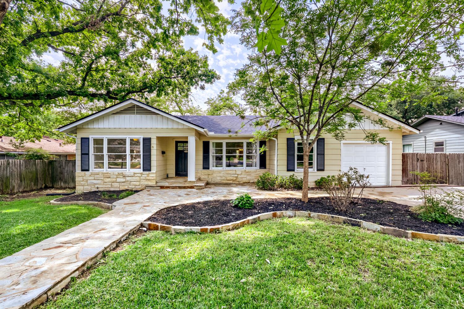 5702 Bull Creek Rd, Austin, TX 78756