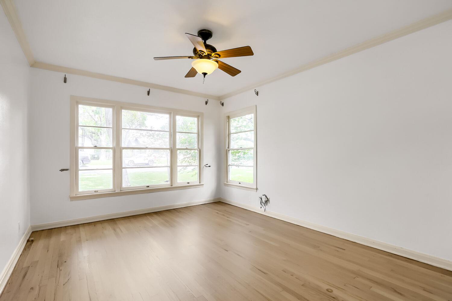 5702 Bull Creek Rd, Austin, TX 78756