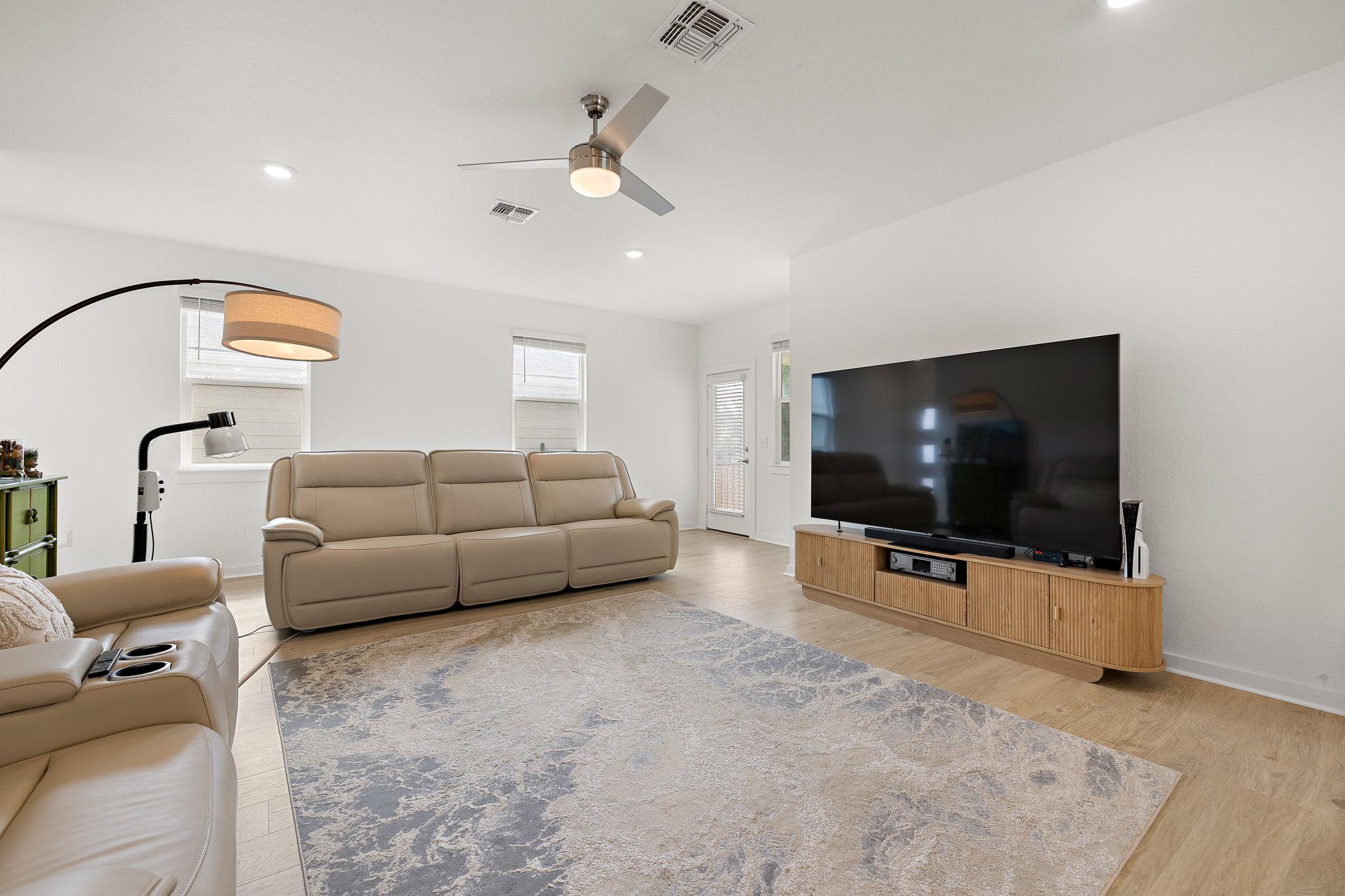 2313 Ranier Ct, Austin, TX 78754