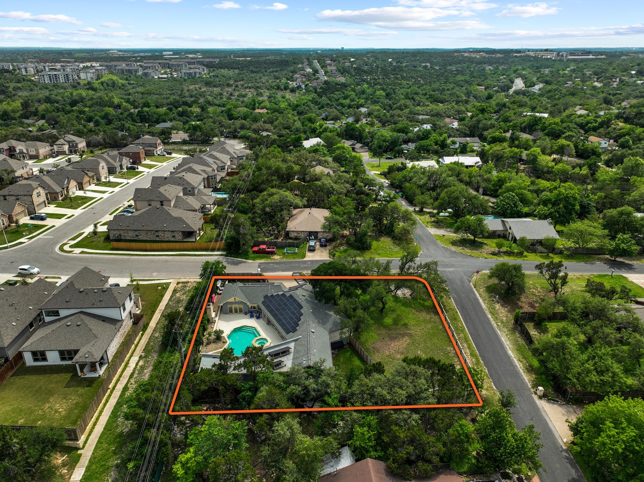 6947 Chinook Dr, Austin, TX 78736