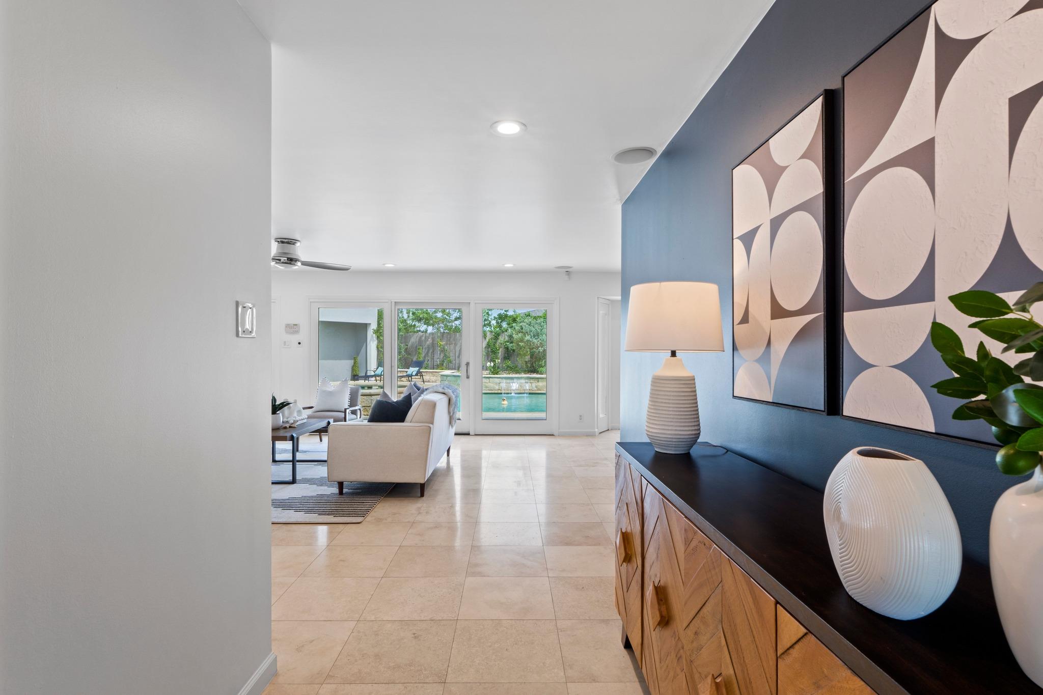 6947 Chinook Dr, Austin, TX 78736