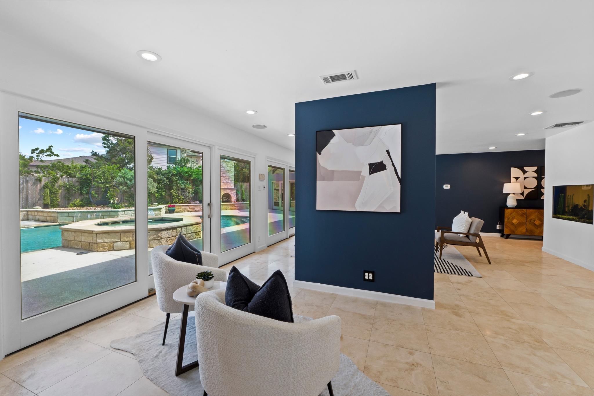 6947 Chinook Dr, Austin, TX 78736