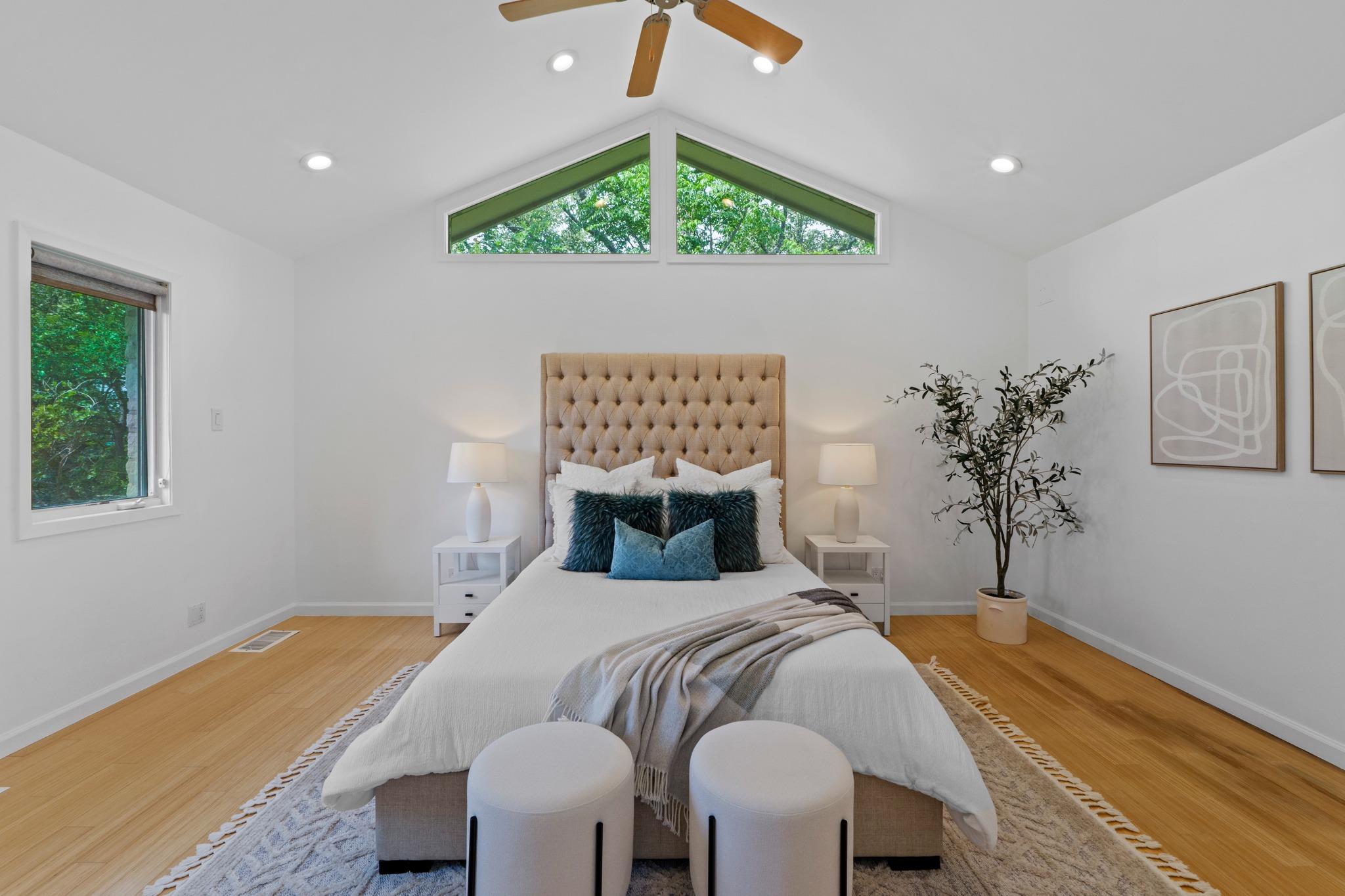 6947 Chinook Dr, Austin, TX 78736