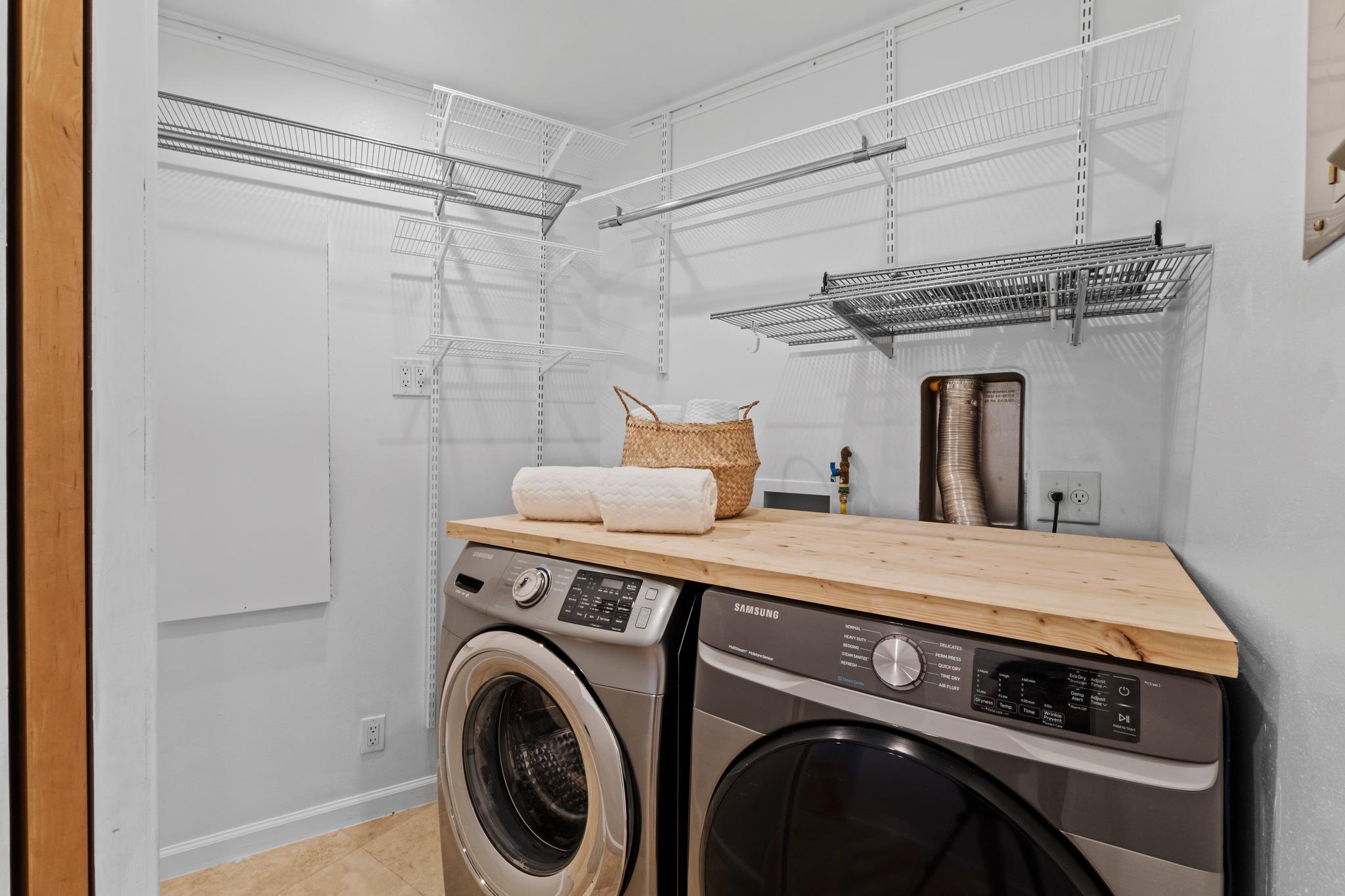 6947 Chinook Dr, Austin, TX 78736