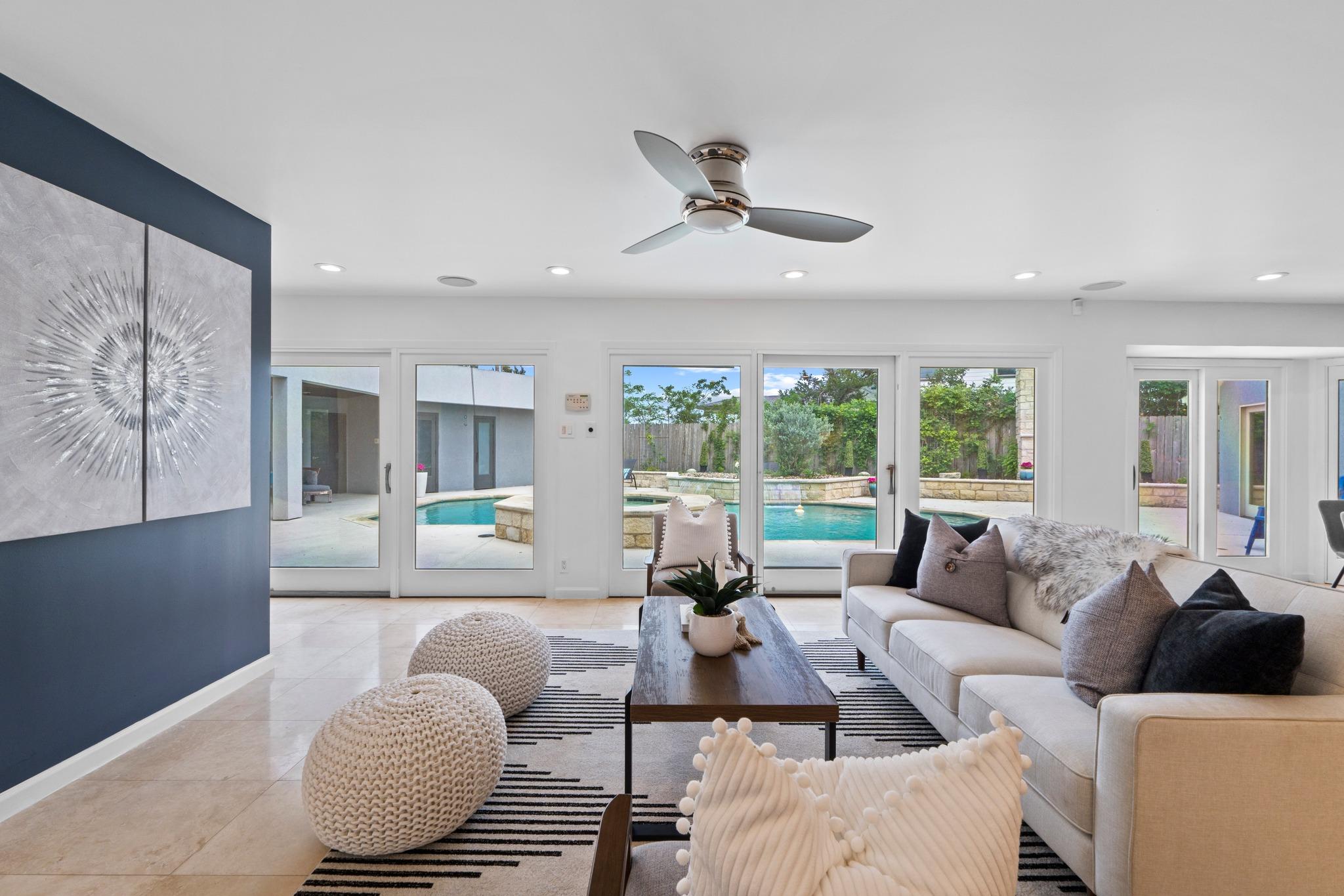 6947 Chinook Dr, Austin, TX 78736