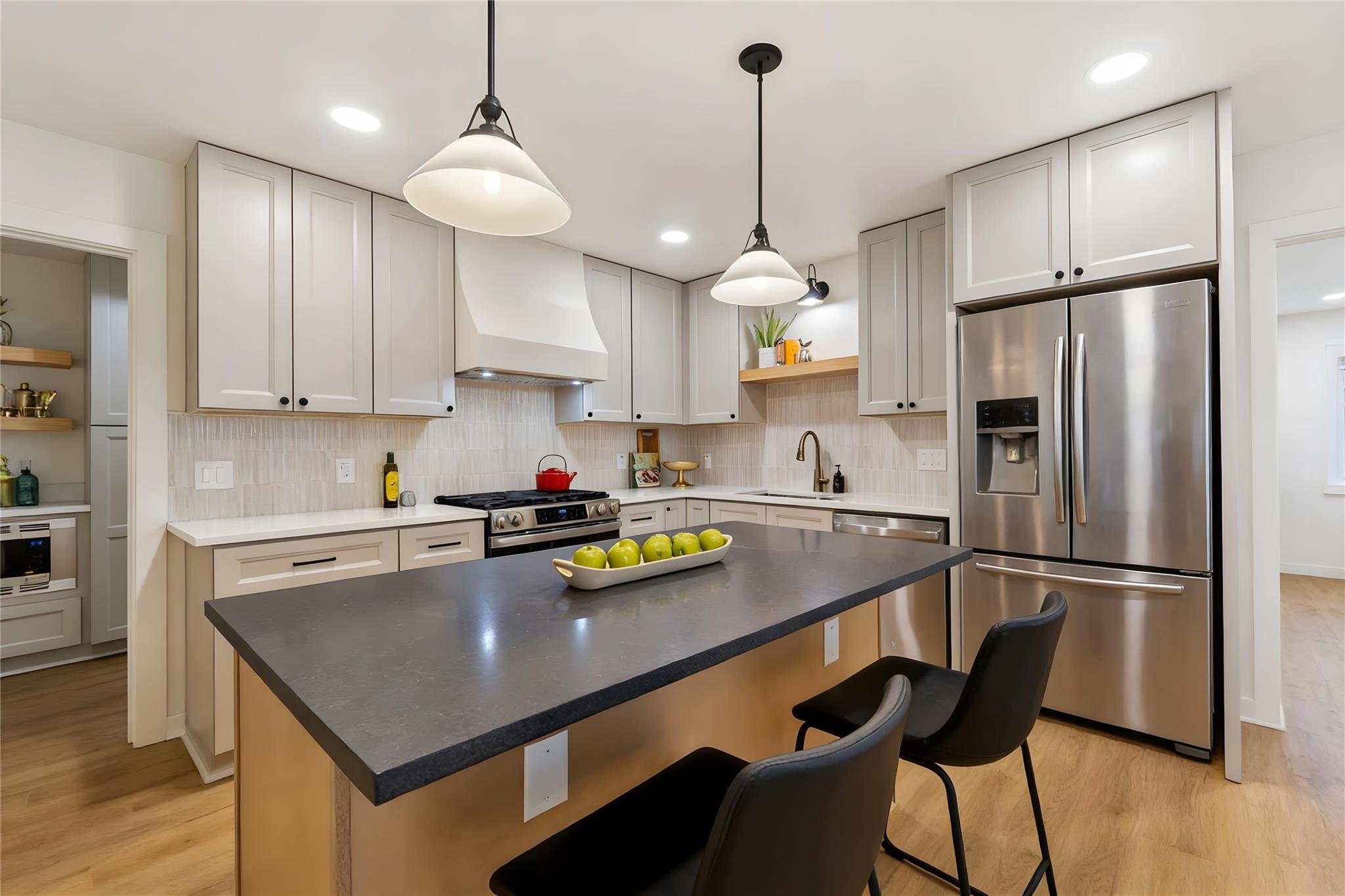 3810 Leafield Dr, Austin, TX 78749