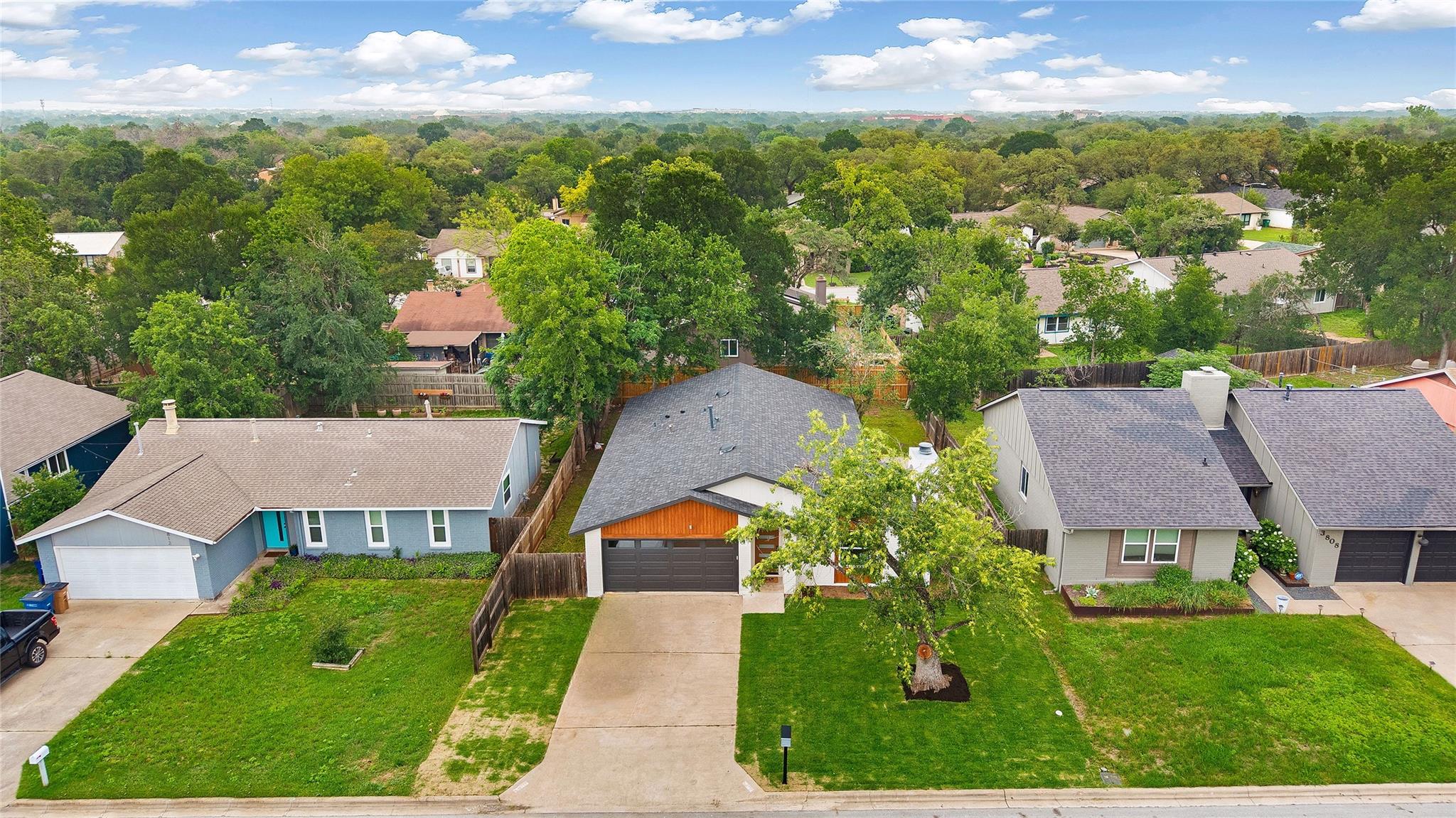 3810 Leafield Dr, Austin, TX 78749