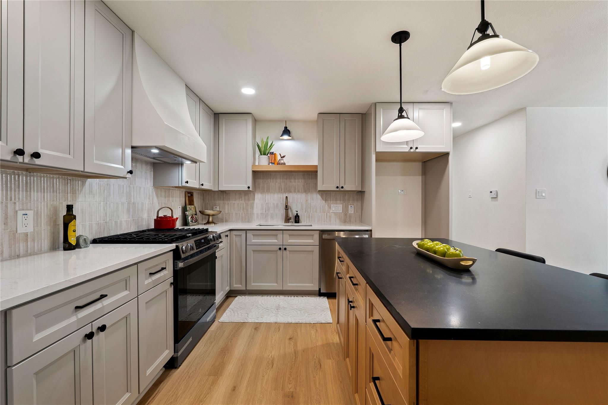 3810 Leafield Dr, Austin, TX 78749