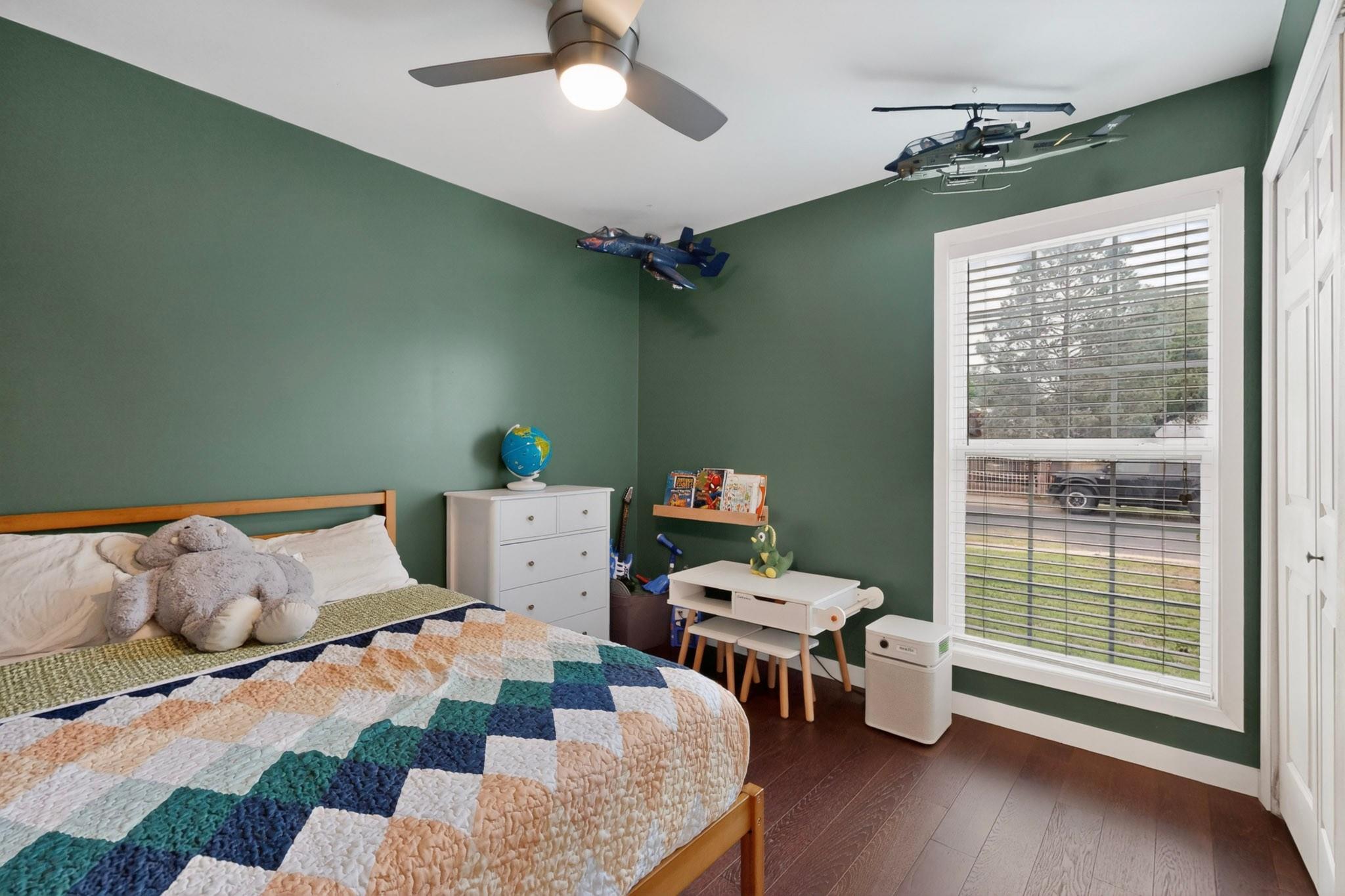 5541 Pine Pl, Austin, TX 78744