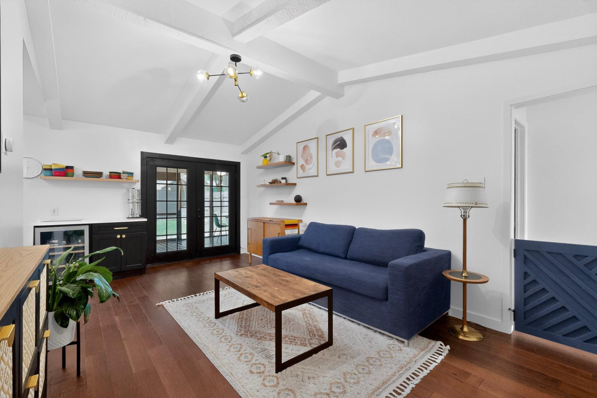 5541 Pine Pl, Austin, TX 78744