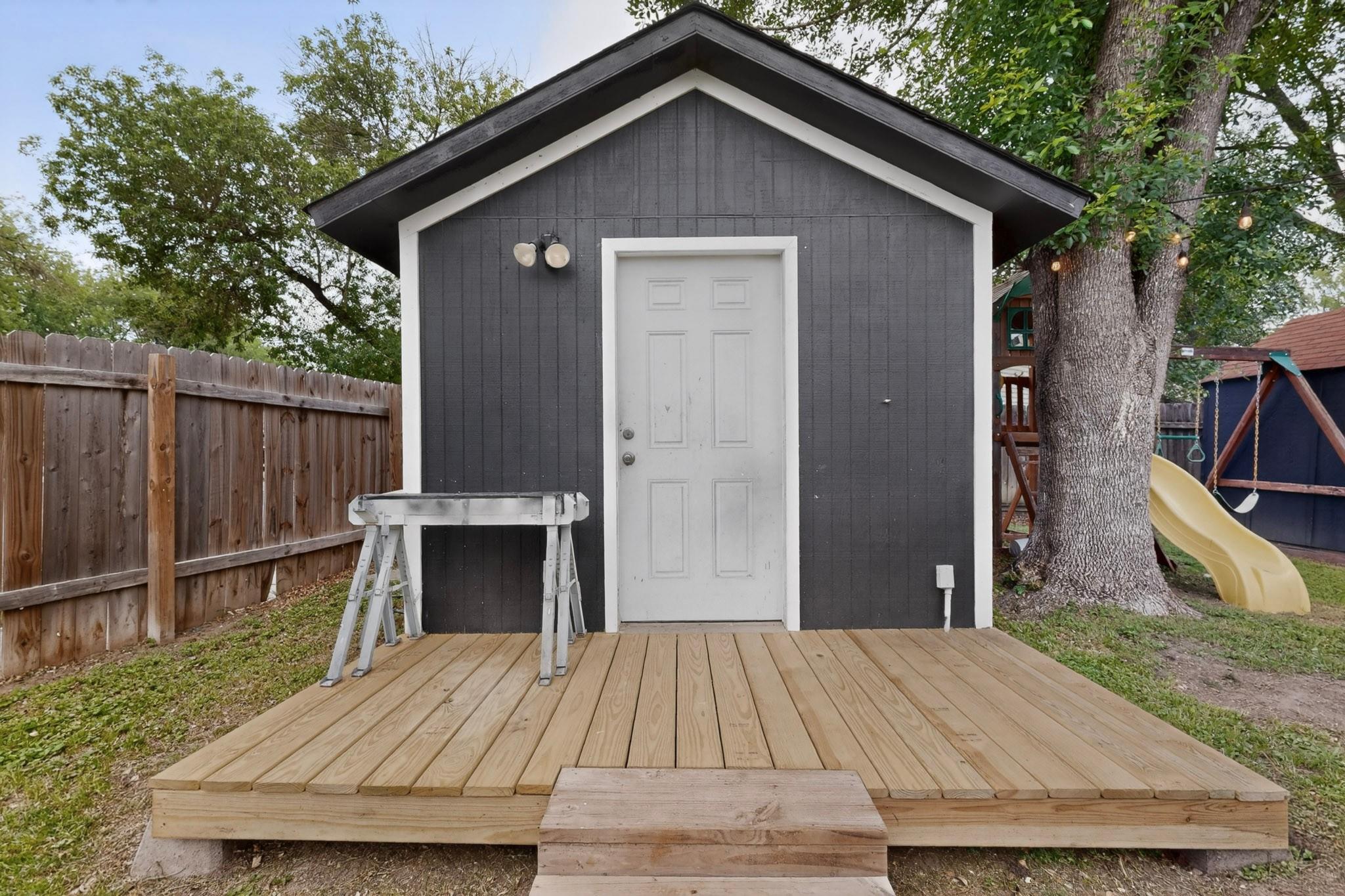 5541 Pine Pl, Austin, TX 78744