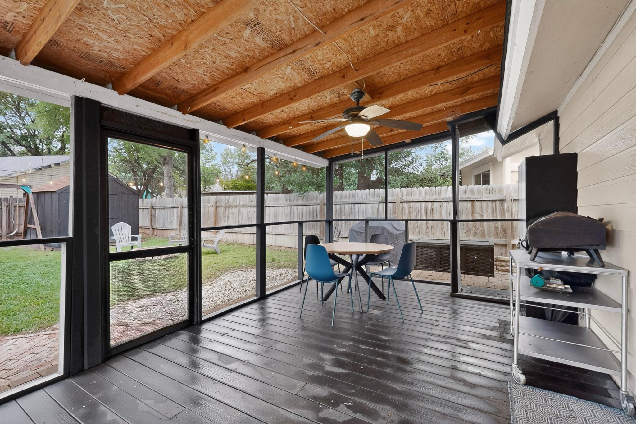 5541 Pine Pl, Austin, TX 78744