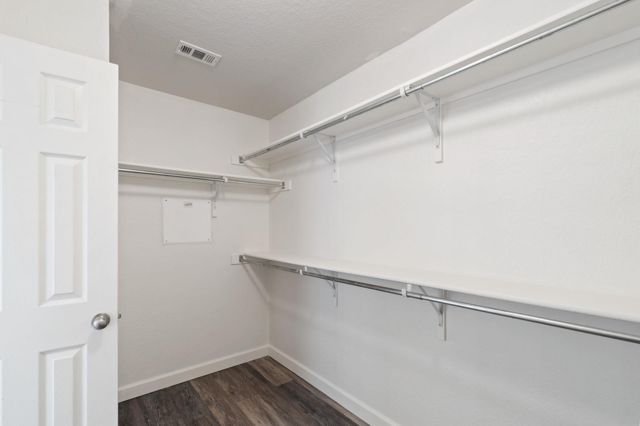 1609 Paint Brush Dr, Lockhart, TX 78644