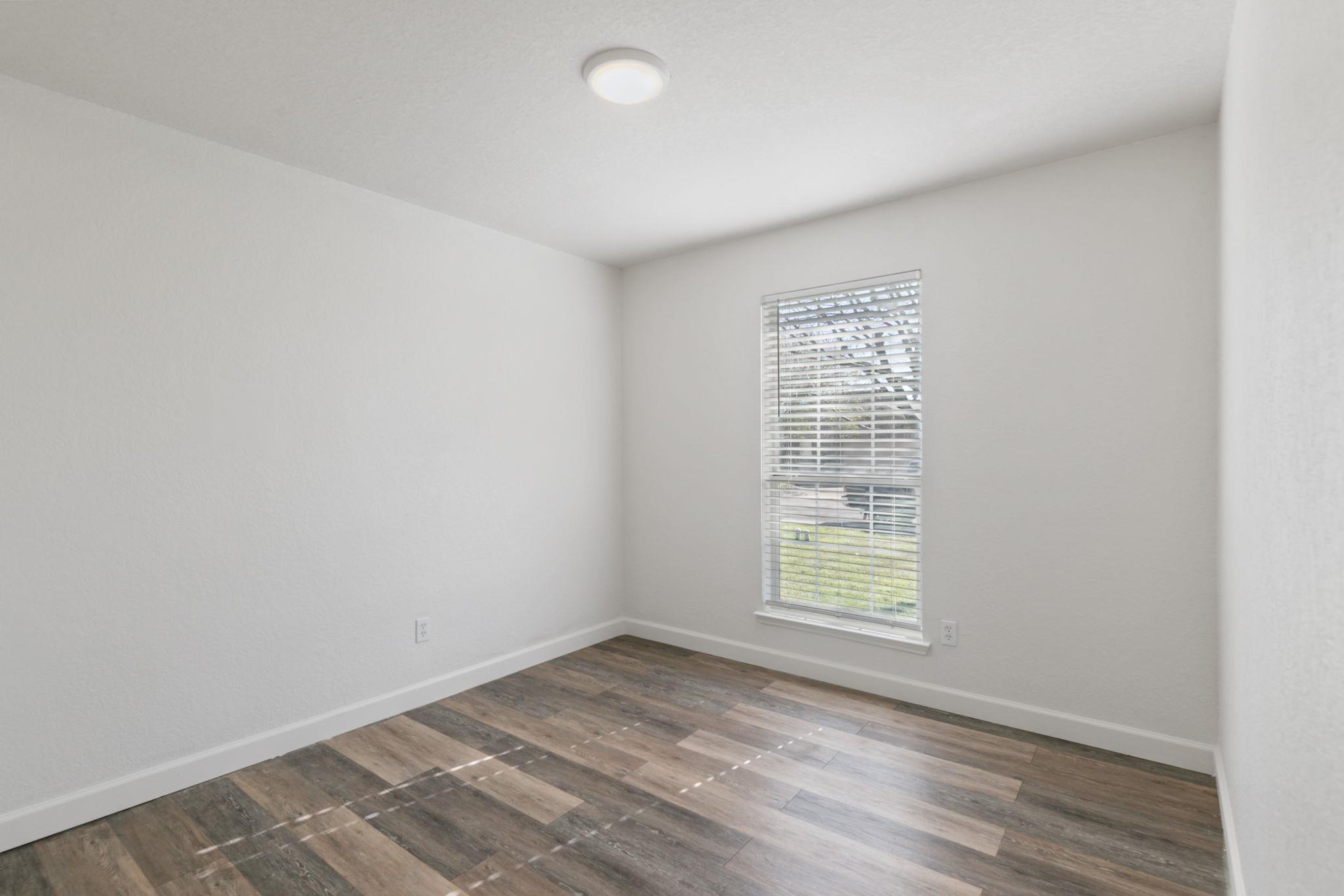 1609 Paint Brush Dr, Lockhart, TX 78644
