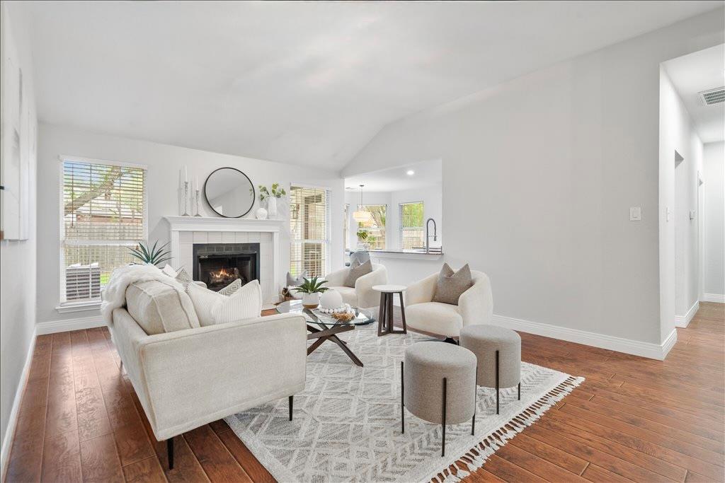 6868 Auckland Dr, Austin, TX 78749