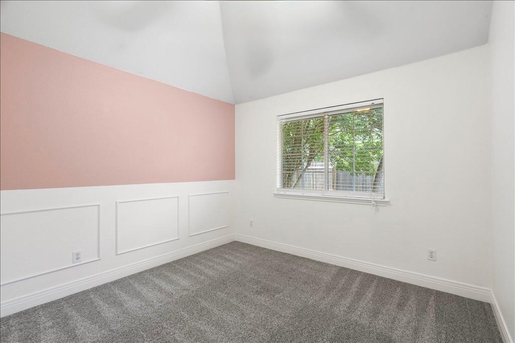 6868 Auckland Dr, Austin, TX 78749