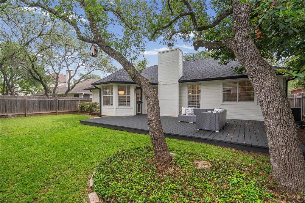 6868 Auckland Dr, Austin, TX 78749