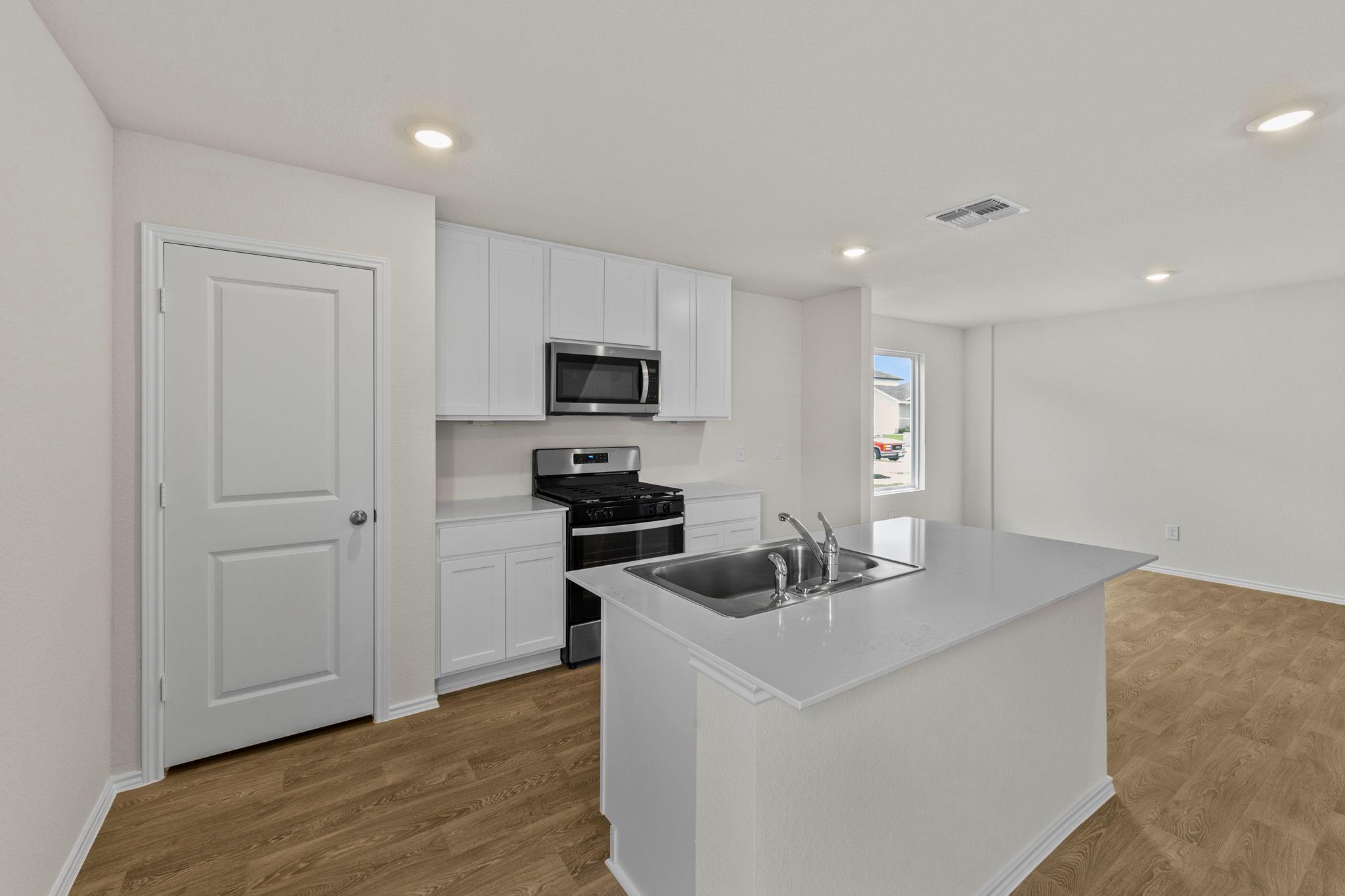 474 Low Pasture Trl, Maxwell, TX 78656