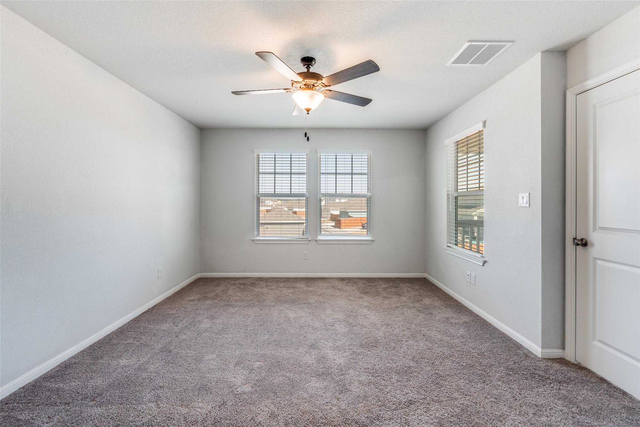 221 Duck Creek Trl, San Marcos, TX 78666