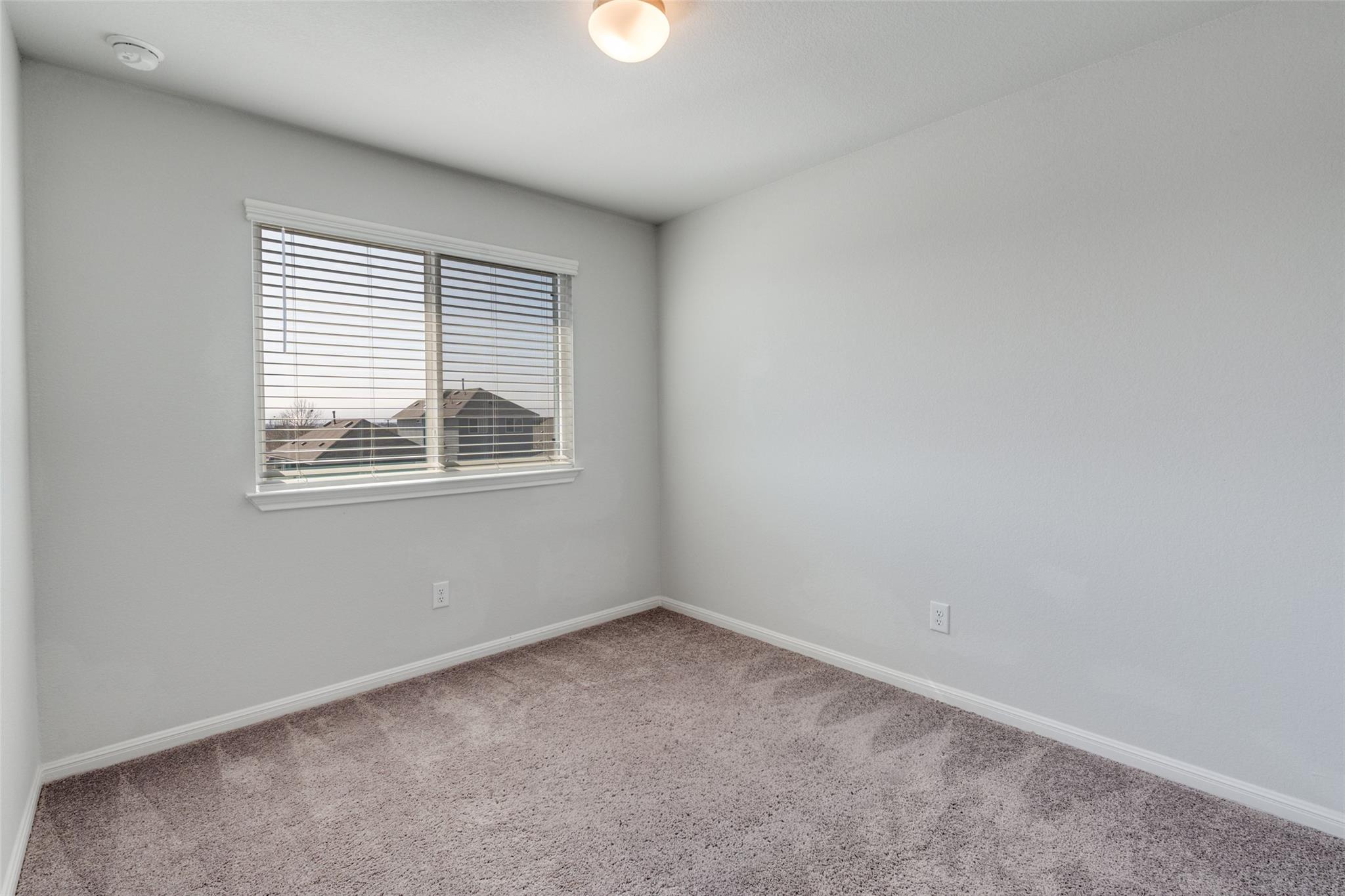 221 Duck Creek Trl, San Marcos, TX 78666