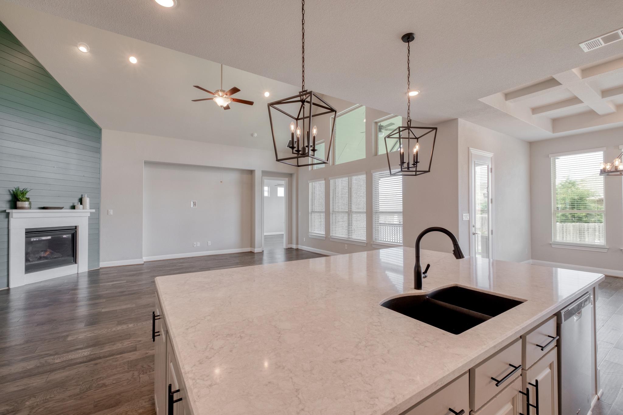 5836 Bellissima Way, Round Rock, TX 78665