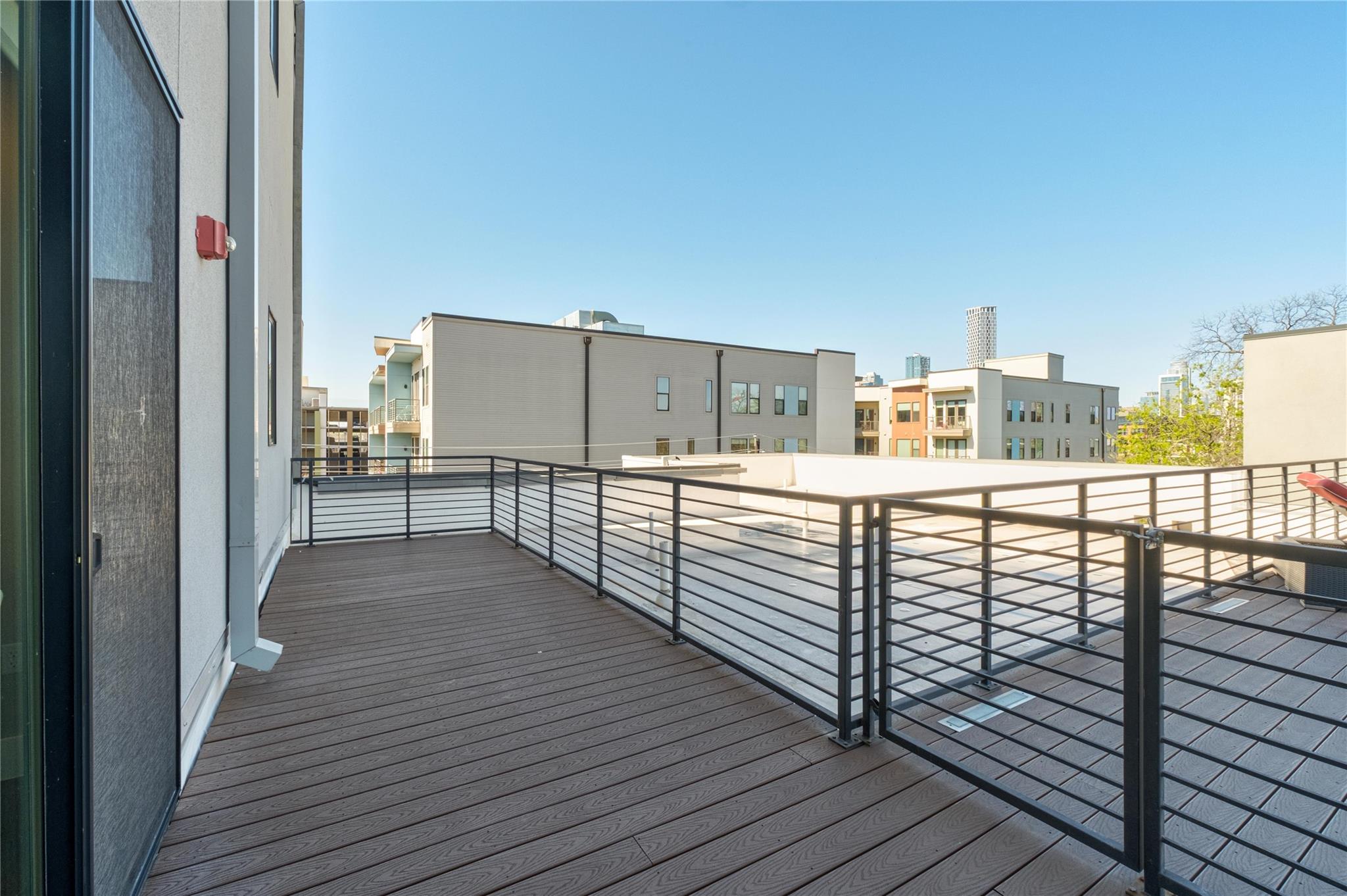 1615 E 7th St # 402, Austin, TX 78702