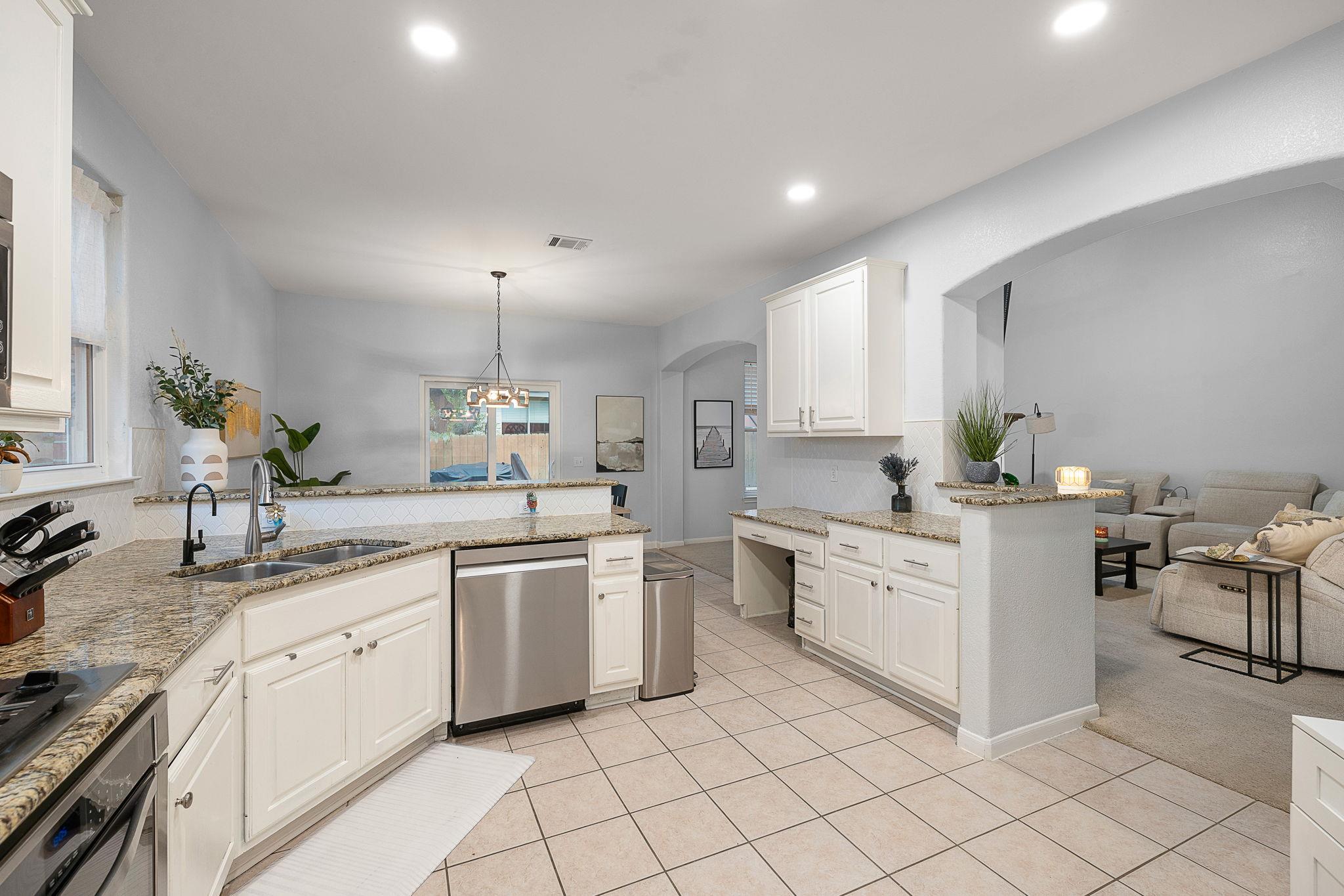 2244 Casper Cv, Round Rock, TX 78664