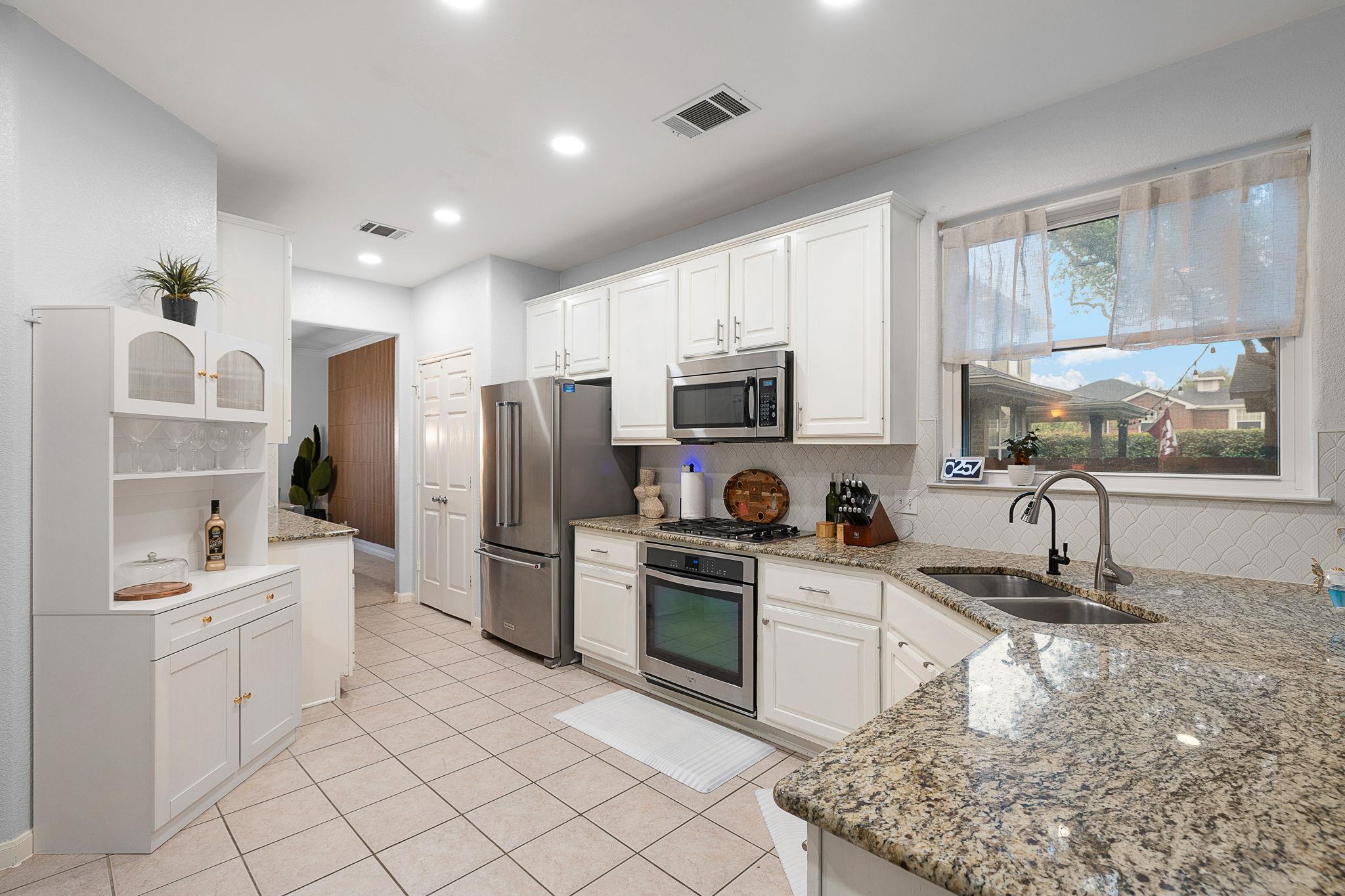 2244 Casper Cv, Round Rock, TX 78664